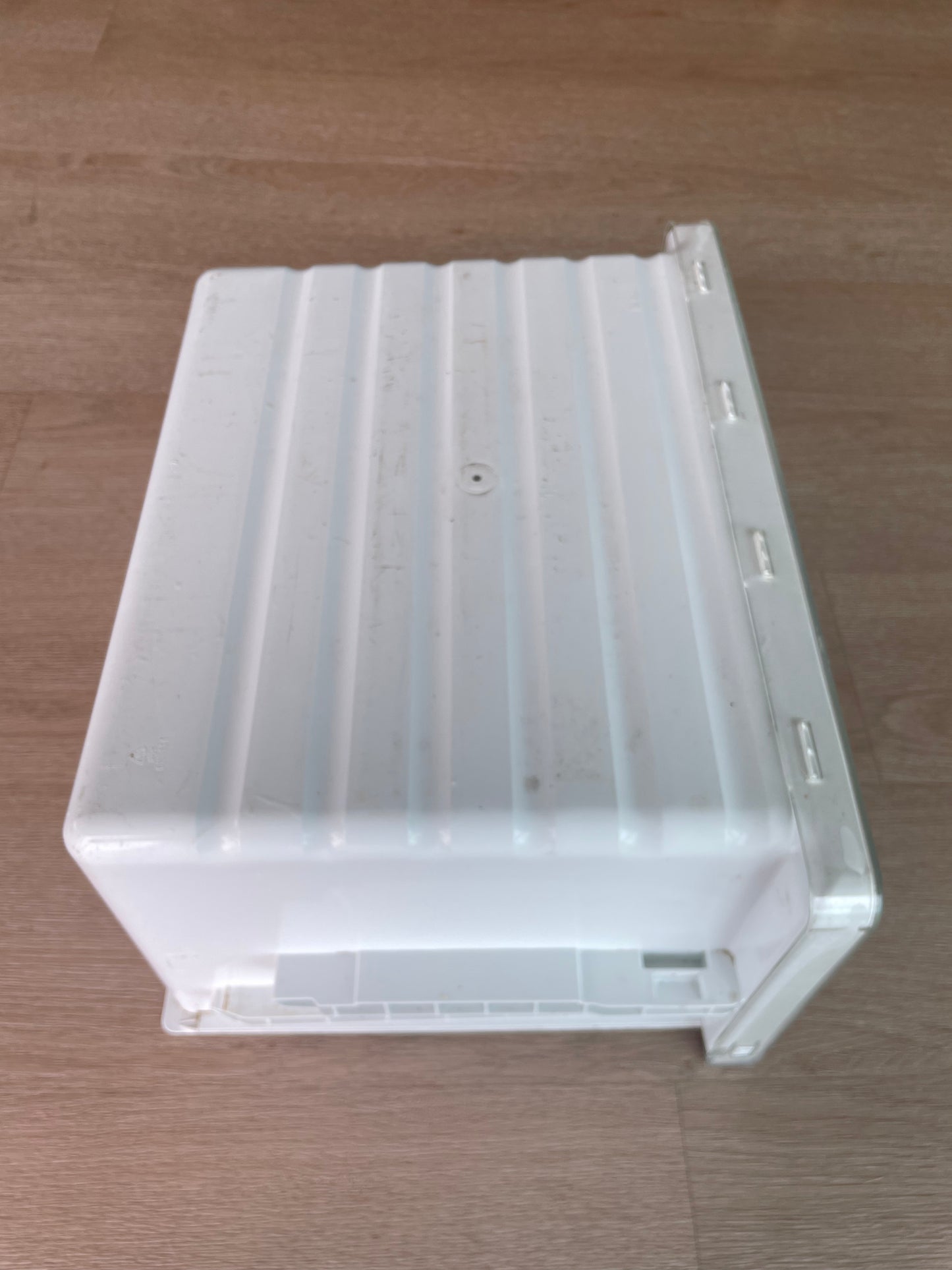 890128691 890141778 Westinghouse fridge upper top crisper bin vegetable drawer