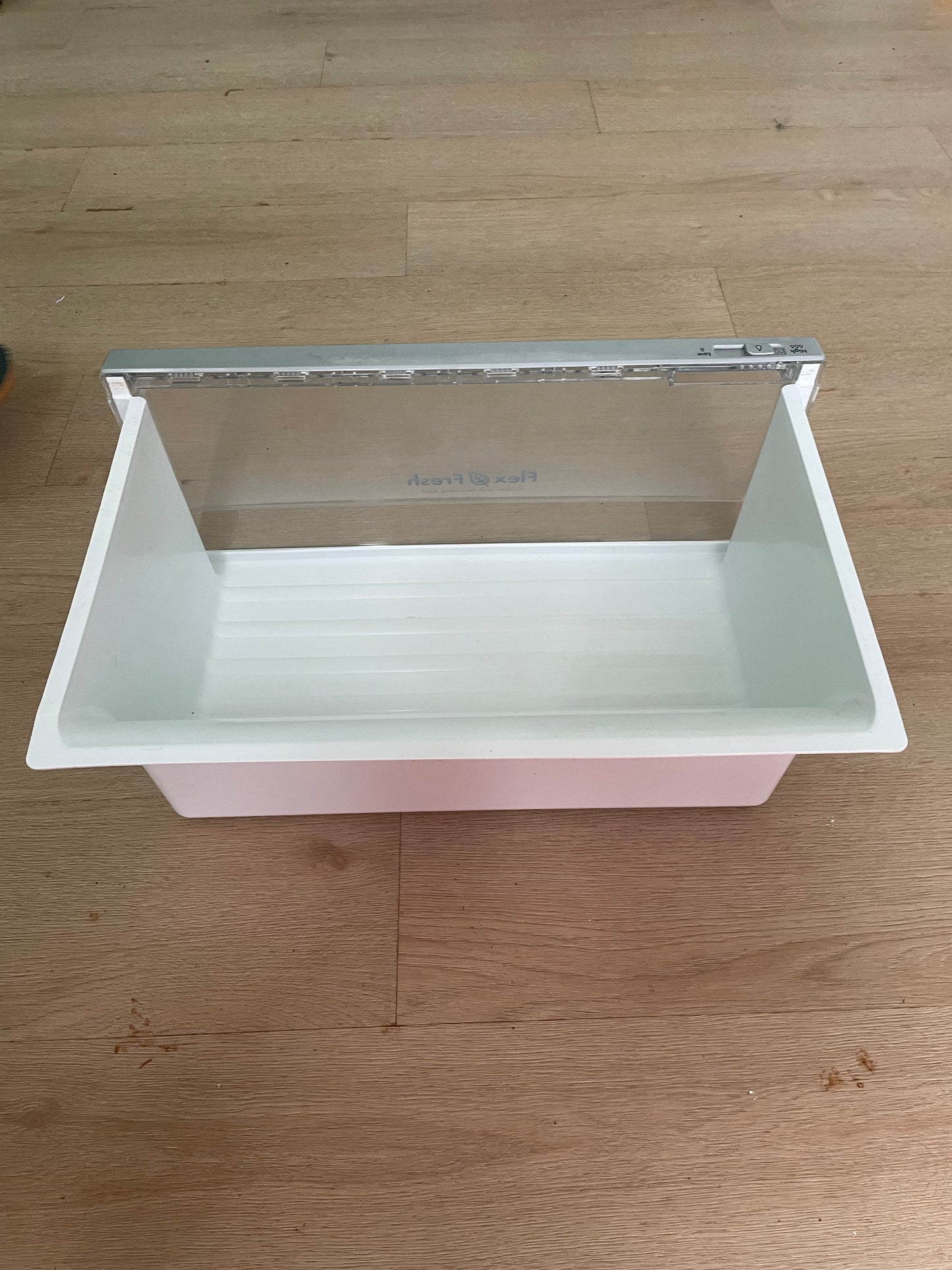 890129965 4055879375 Westinghouse side by side fridge lower crisper bottom vegetable drawer