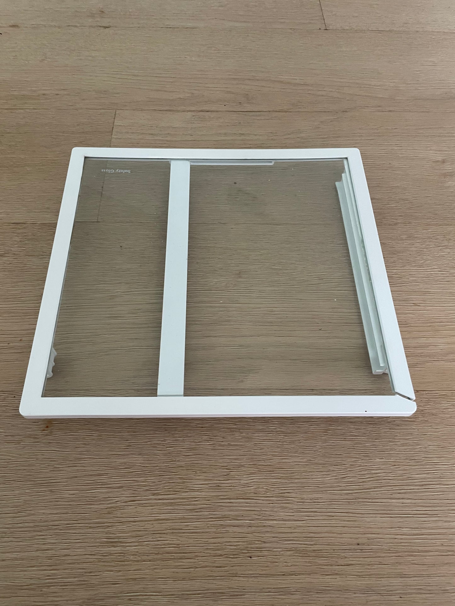 890141799 4055904108 Westinghouse side by side fridge freezer Twist Ice Tray glass shelf + sliding rail