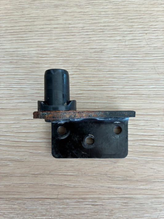4775JQ2057C LG side by side fridge freezer LEFT hand side LHS bottom lower hinge assembly