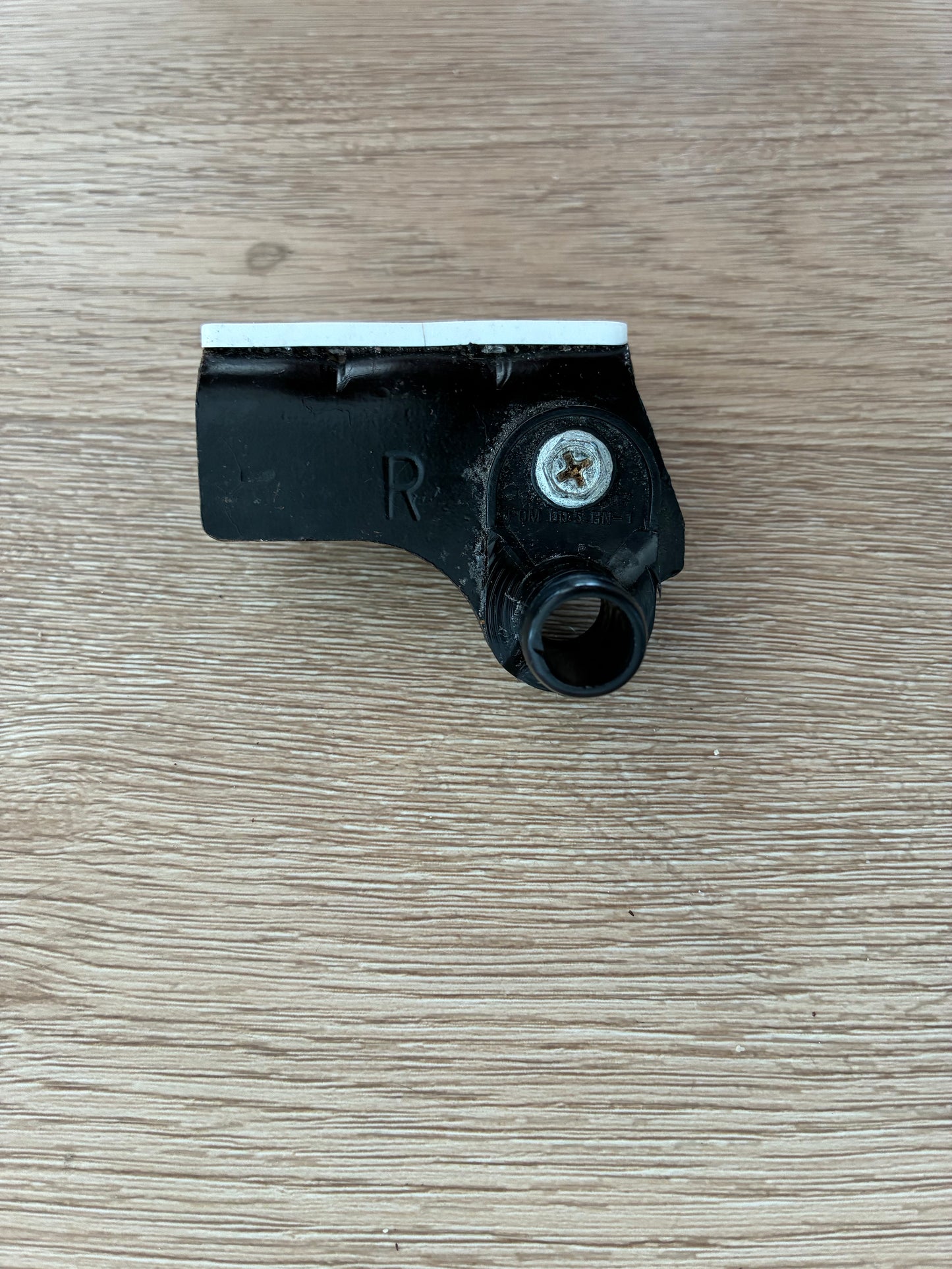 4775JQ2057D LG side by side fridge freezer RIGHT hand side RHS bottom lower hinge assembly