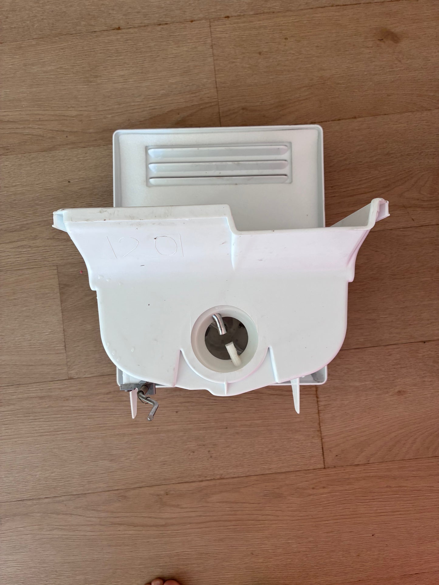 5075JA1029E LG side by side fridge freezer ice bucket bin mixer maker auger