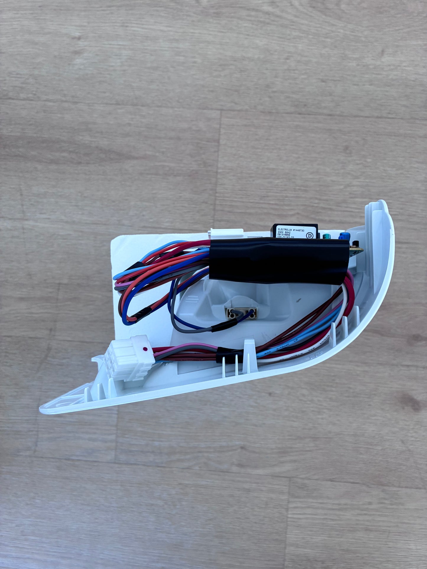 1454466 Kelvinator side by side fridge freezer temperature control housing