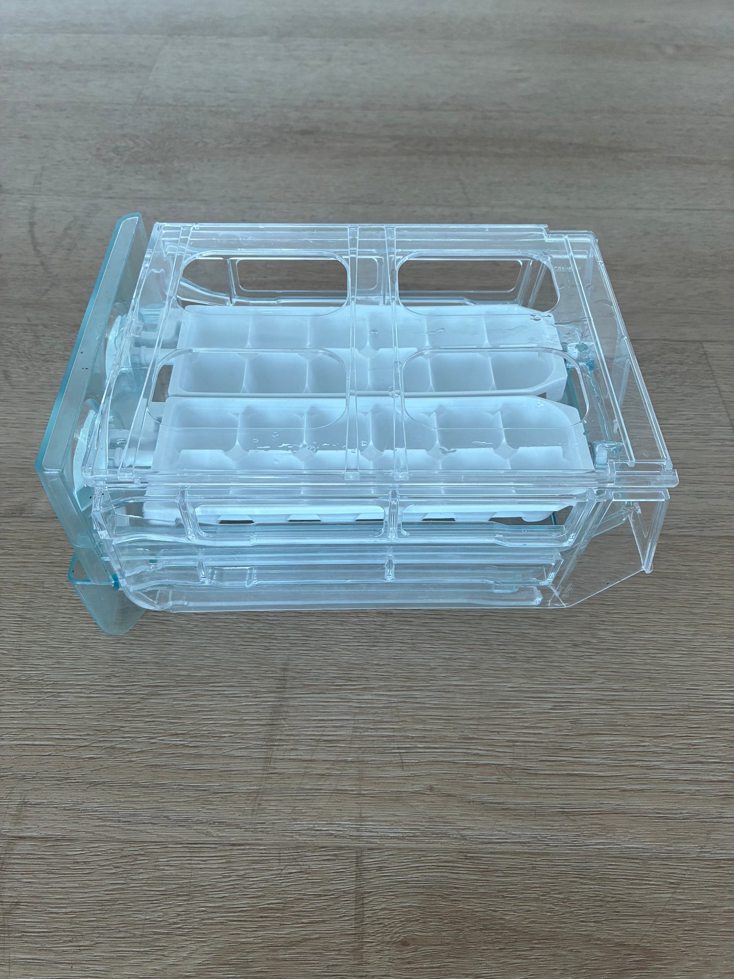 1455571 Westinghouse fridge freezer ice maker double tray Twist & Serve Carriage