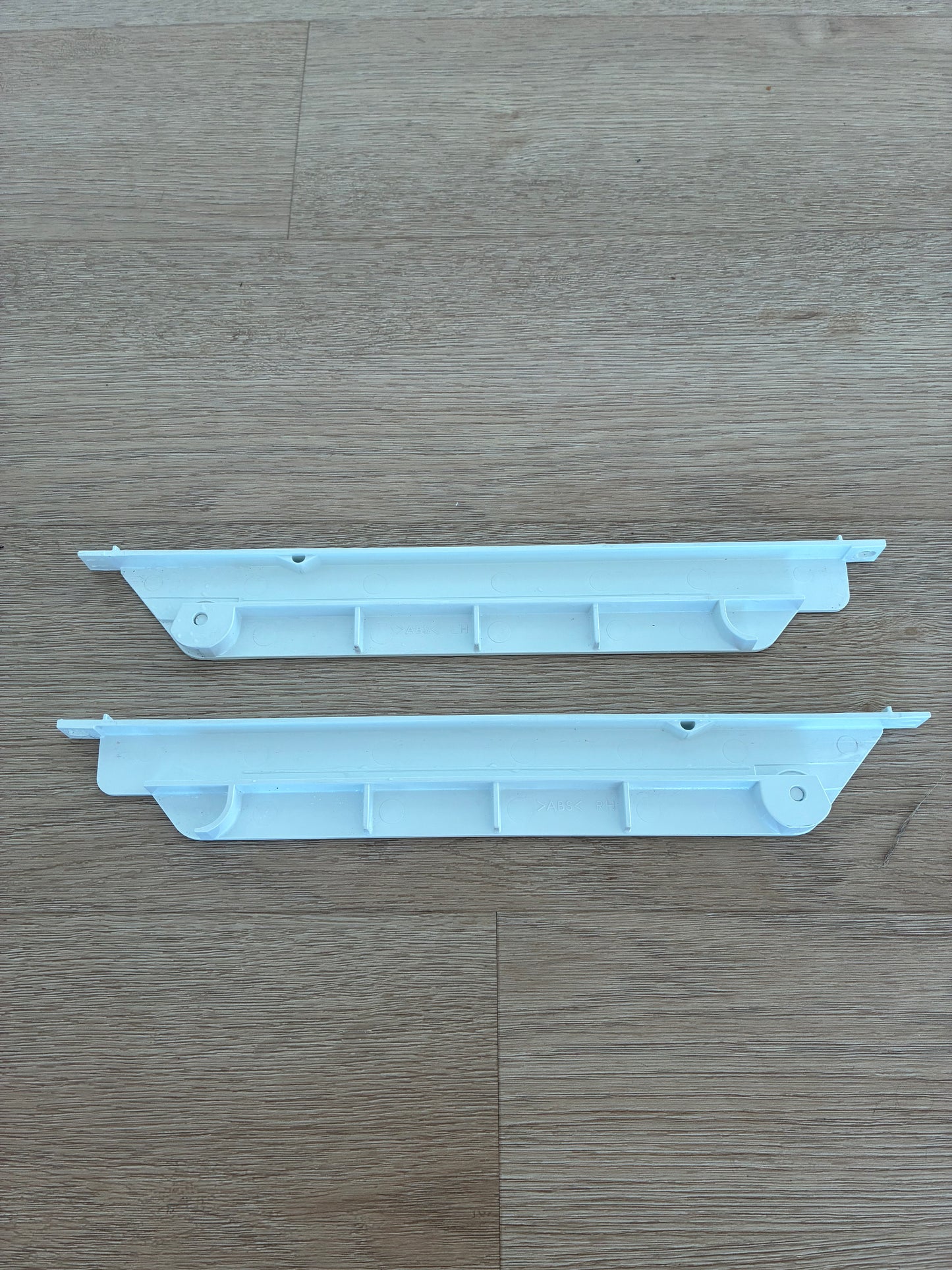 1441891 1444594 1453079 1453080 Westinghouse fridge deep deli runners PAIR