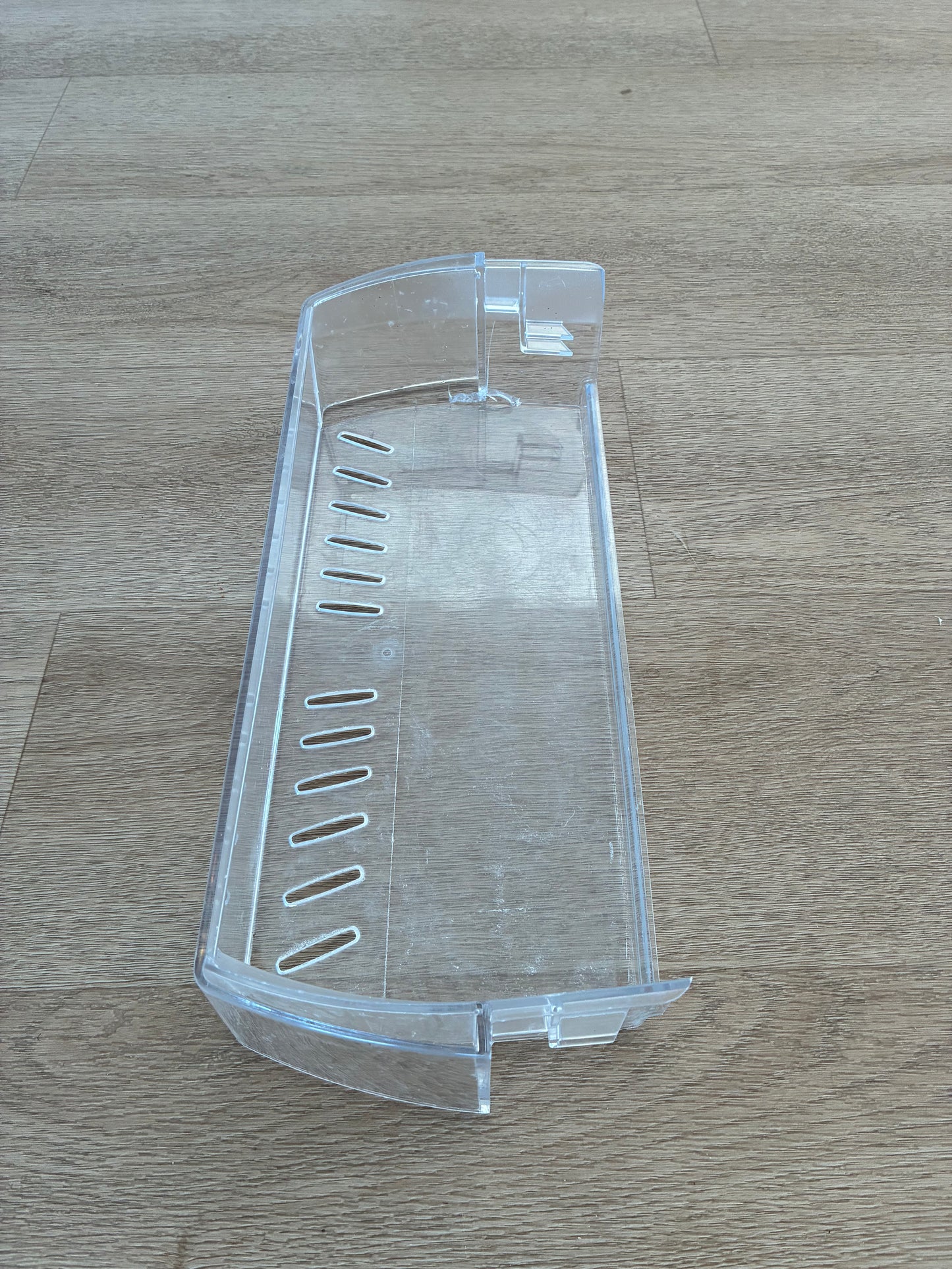 1447116 1448355 4055723524 Electrolux Kelvinator Simpson side by side fridge door upper shallow condiment shelf bin tray insert guard
