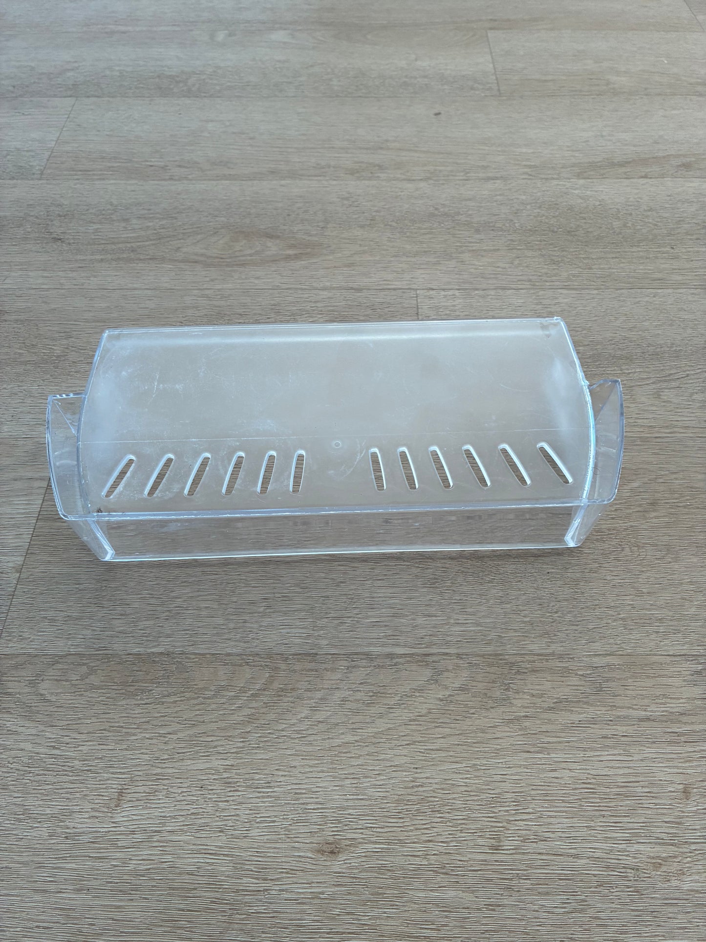 1447116 1448355 4055723524 Electrolux Kelvinator Simpson side by side fridge door upper shallow condiment shelf bin tray insert guard