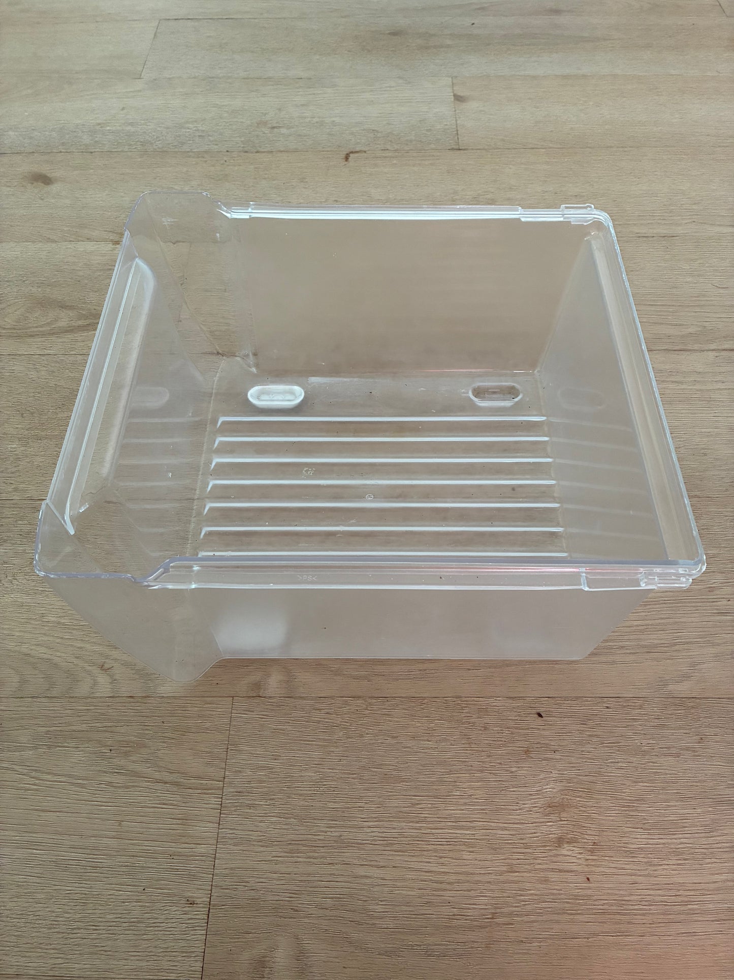 1441860 1441862 Electrolux Kelvinator Simpson fridge crisper bin vegetable drawer storage container