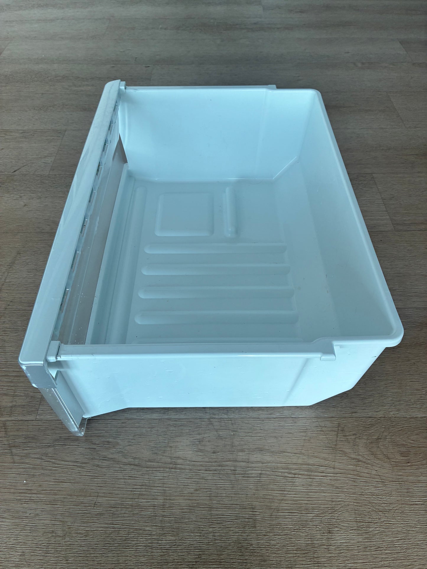 1451493 1451995 Electrolux fridge TOP FREEZER BIN upper drawer