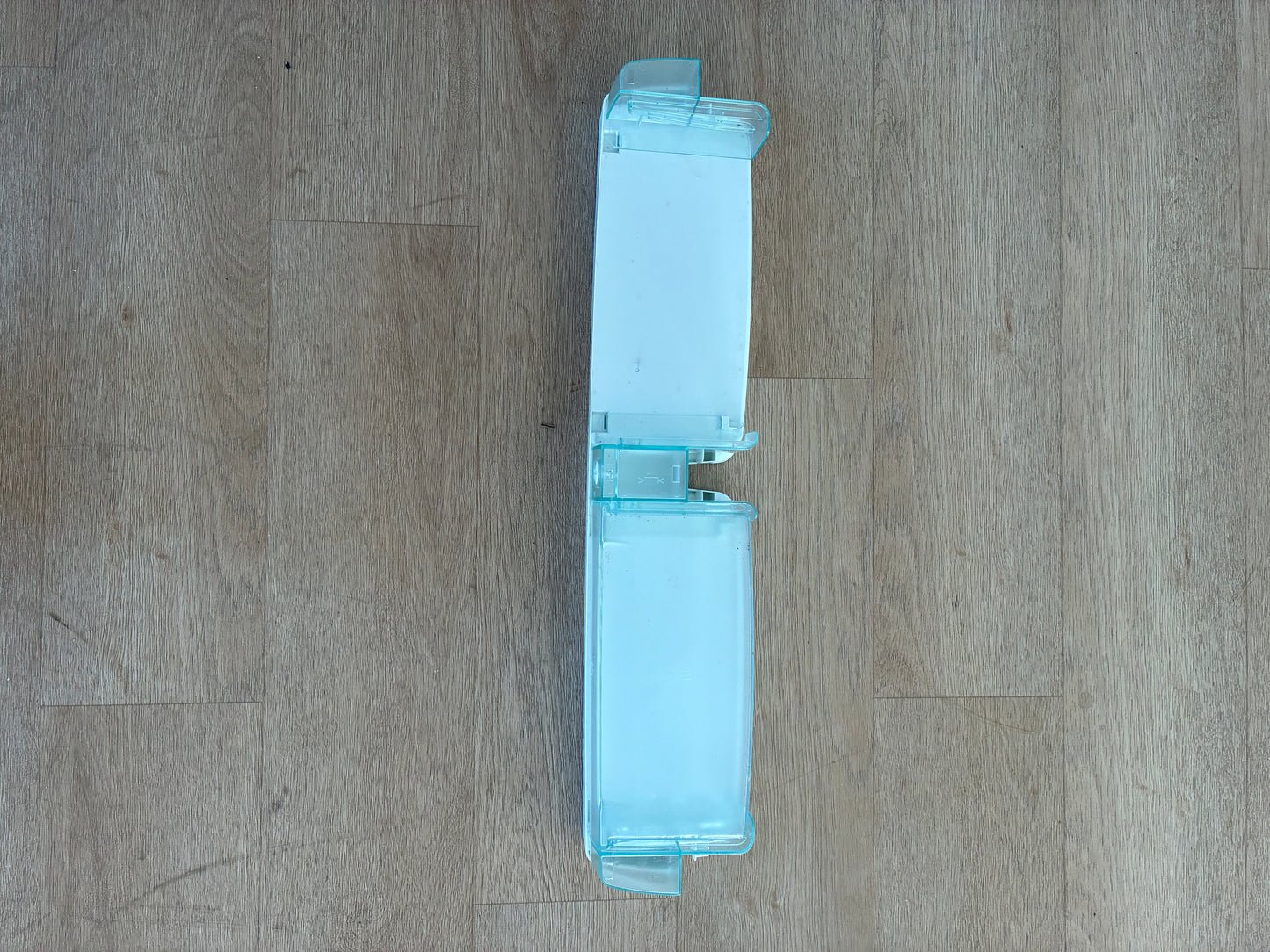 1441797 1453101 1461021 85814610219 Westinghouse fridge door double dairy shelf bin tray insert guard