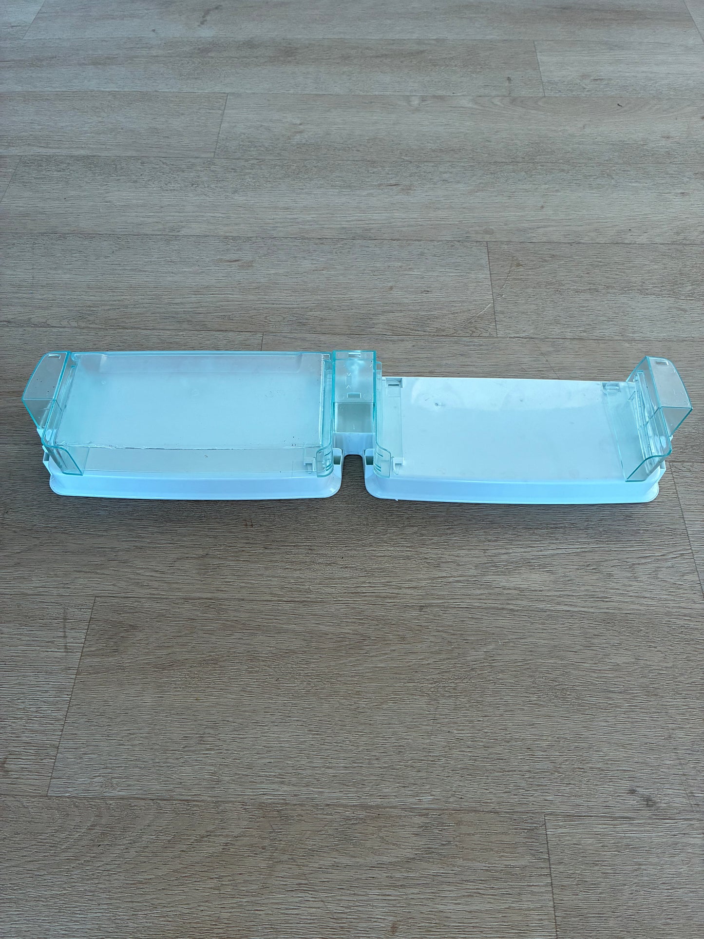1441797 1453101 1461021 85814610219 Westinghouse fridge door double dairy shelf bin tray insert guard