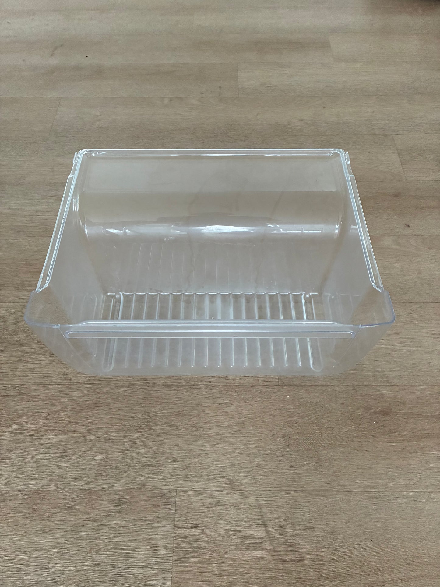 1441831 1441854 1441857 1446083 1447070 1448013 4055922217 Electrolux Kelvinator Simpson Westinghouse fridge crisper bin vegetable drawer