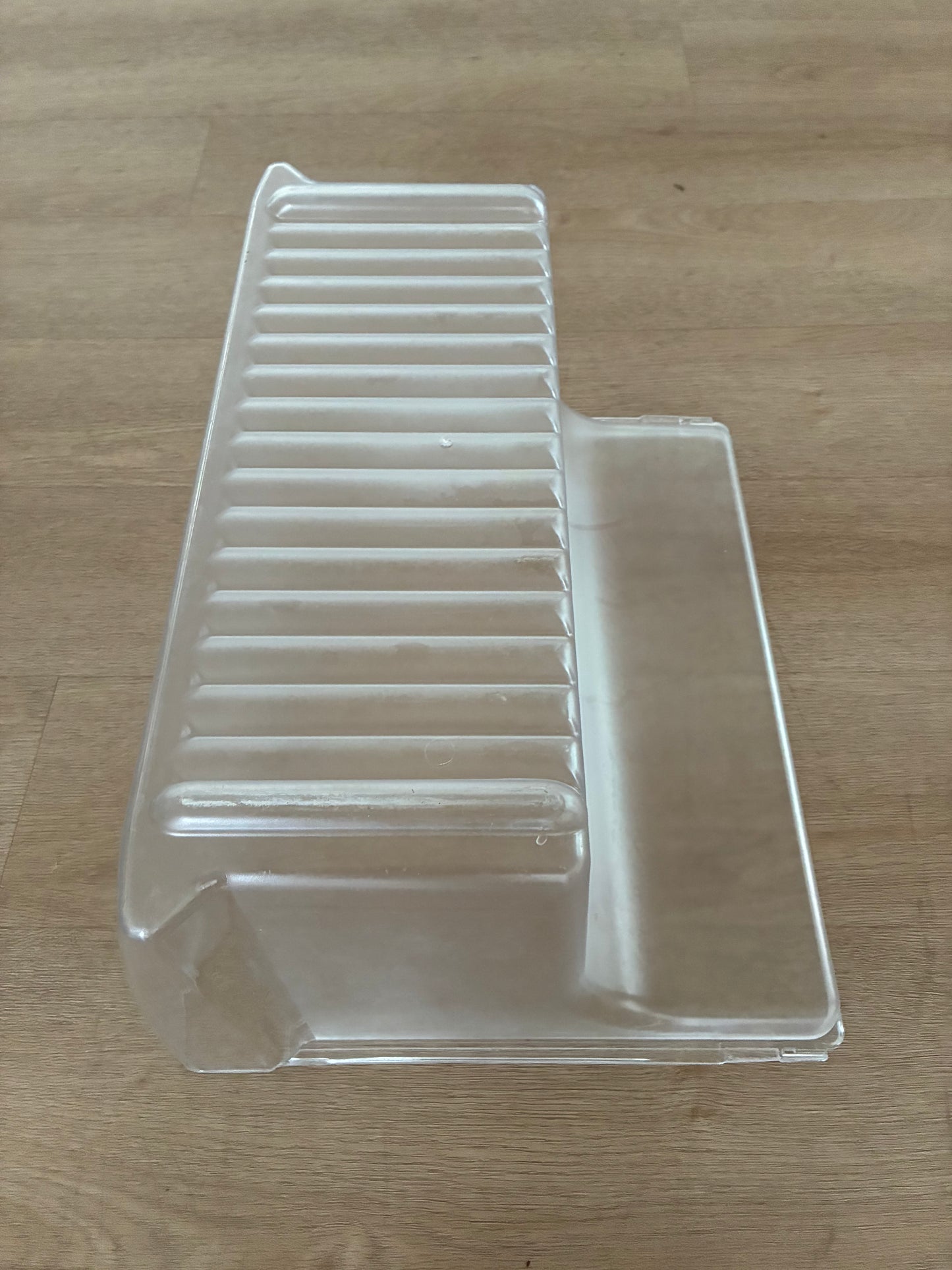 1441831 1441854 1441857 1446083 1447070 1448013 4055922217 Electrolux Kelvinator Simpson Westinghouse fridge crisper bin vegetable drawer