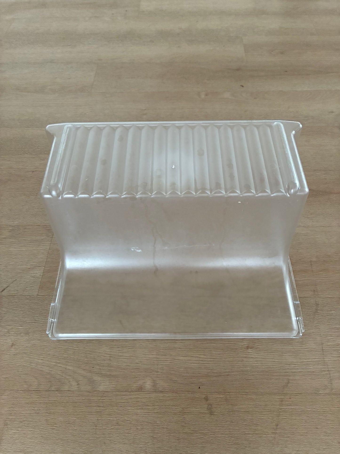 1441831 1441854 1441857 1446083 1447070 1448013 4055922217 Electrolux Kelvinator Simpson Westinghouse fridge crisper bin vegetable drawer