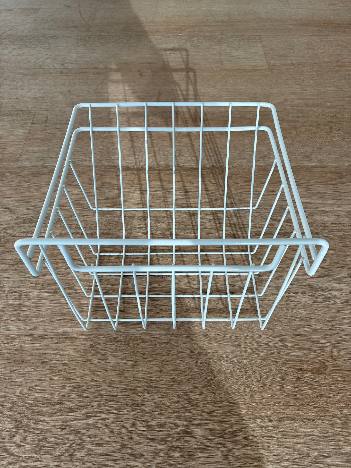 1448402 Kelvinator Simpson fridge LOWER FREEZER BASKET bin wire coated drawer