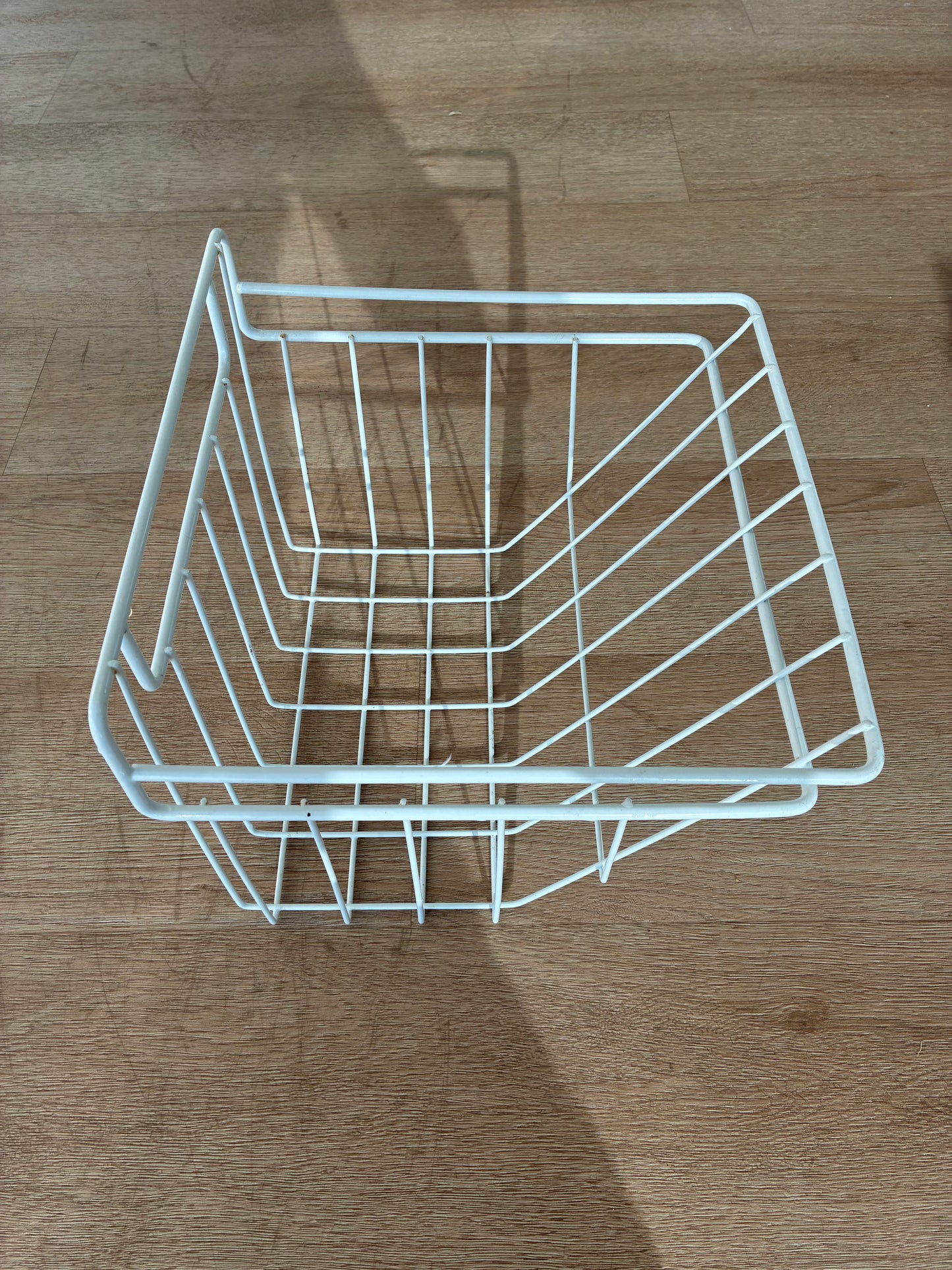 1448402 Kelvinator Simpson fridge LOWER FREEZER BASKET bin wire coated drawer