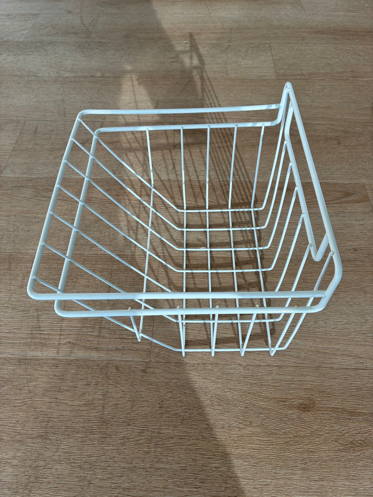 1448402 Kelvinator Simpson fridge LOWER FREEZER BASKET bin wire coated drawer