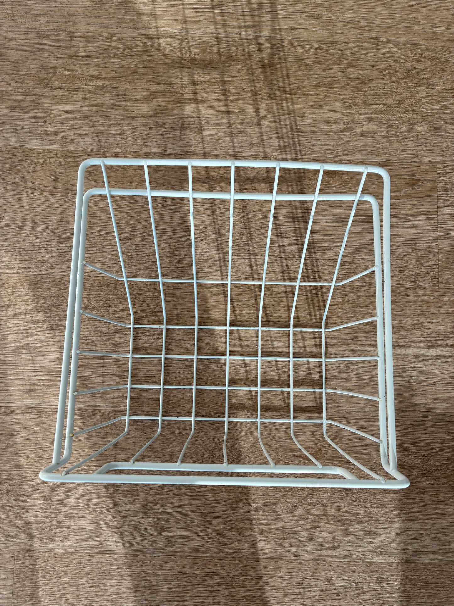 1448402 Kelvinator Simpson fridge LOWER FREEZER BASKET bin wire coated drawer