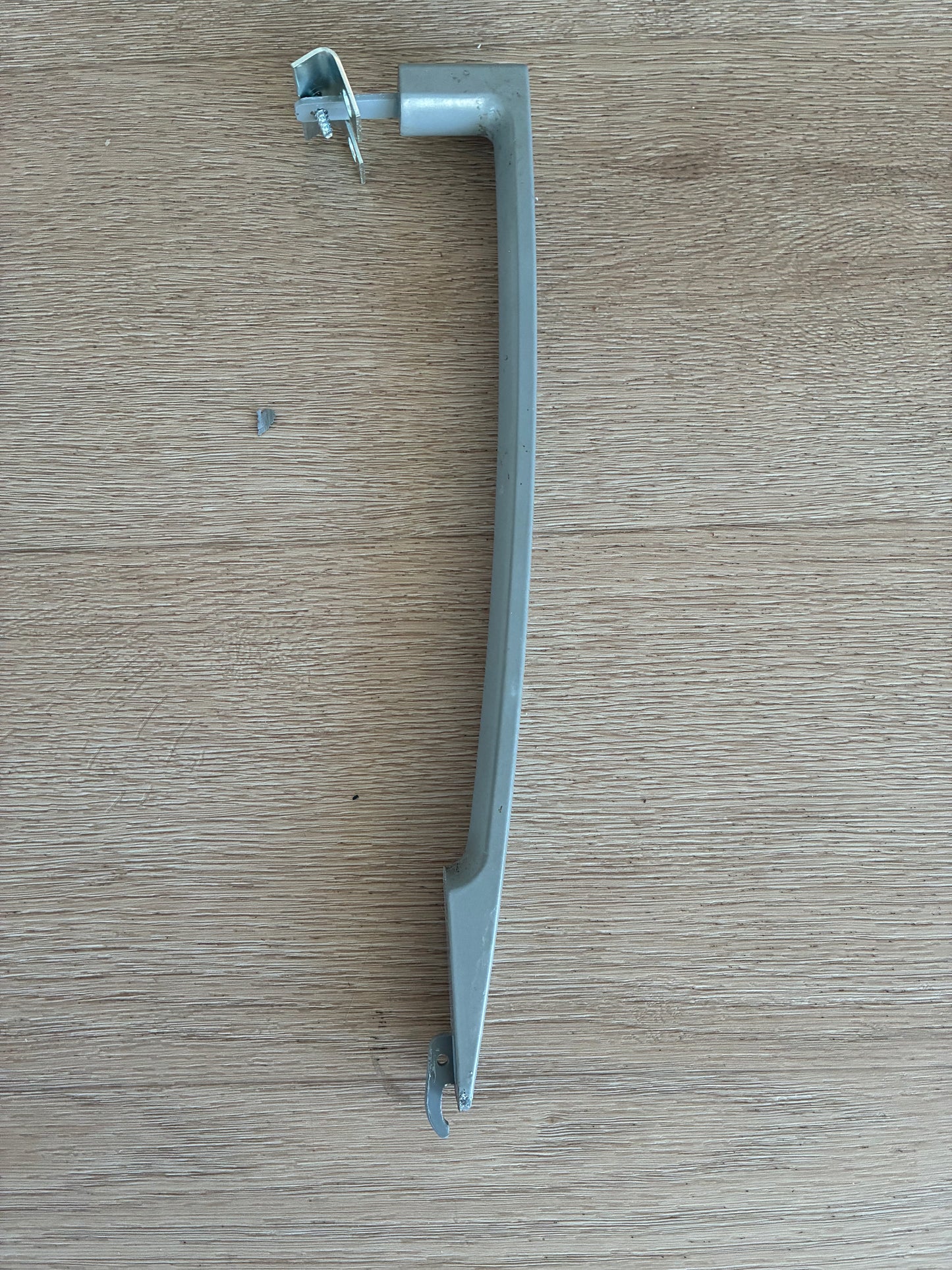 820871 Fisher & Paykel fridge FREEZER DOOR HANDLE short curved