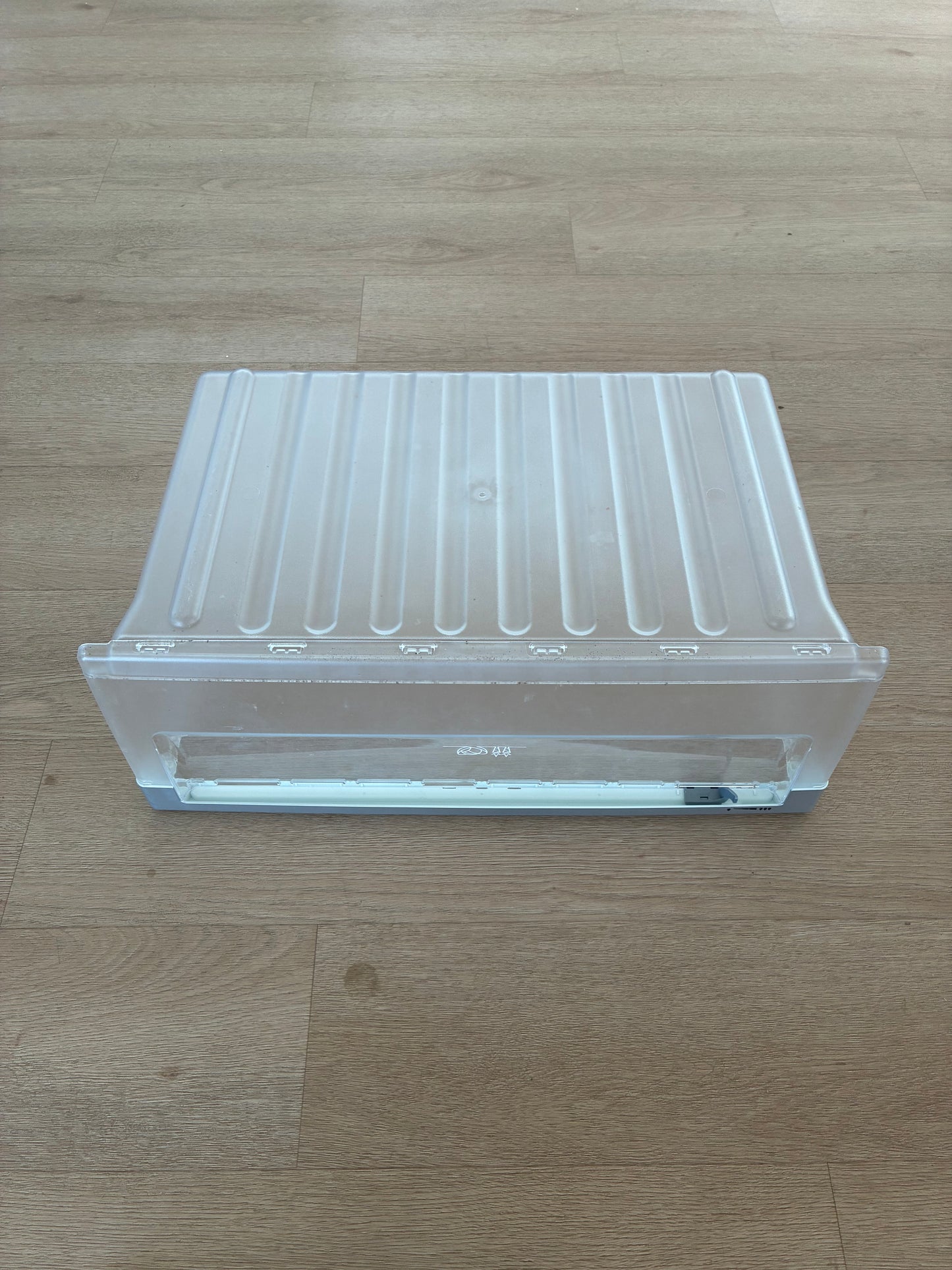 1451516 1451526 Electrolux fridge crisper bin vegetable drawer storage container