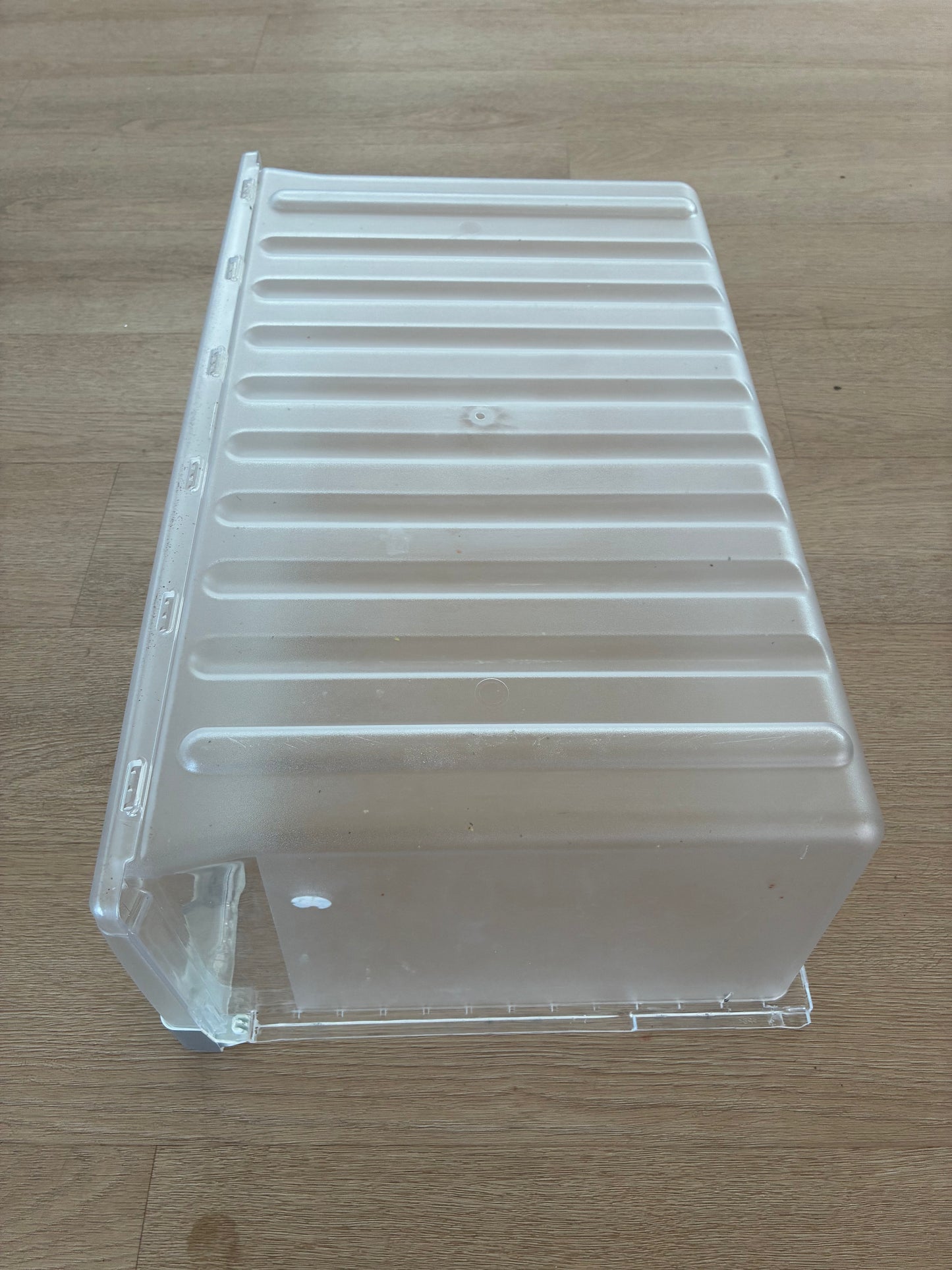 1451516 1451526 Electrolux fridge crisper bin vegetable drawer storage container