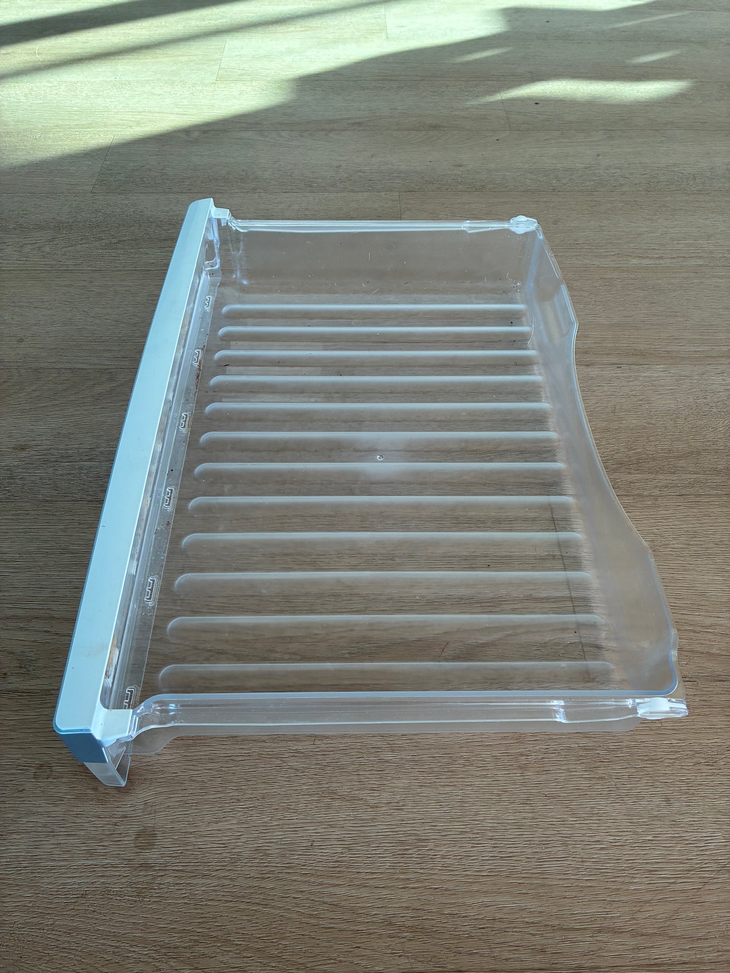 1452306 1452310 Electrolux fridge deli bin shallow crisper meat drawer rear + facia assy