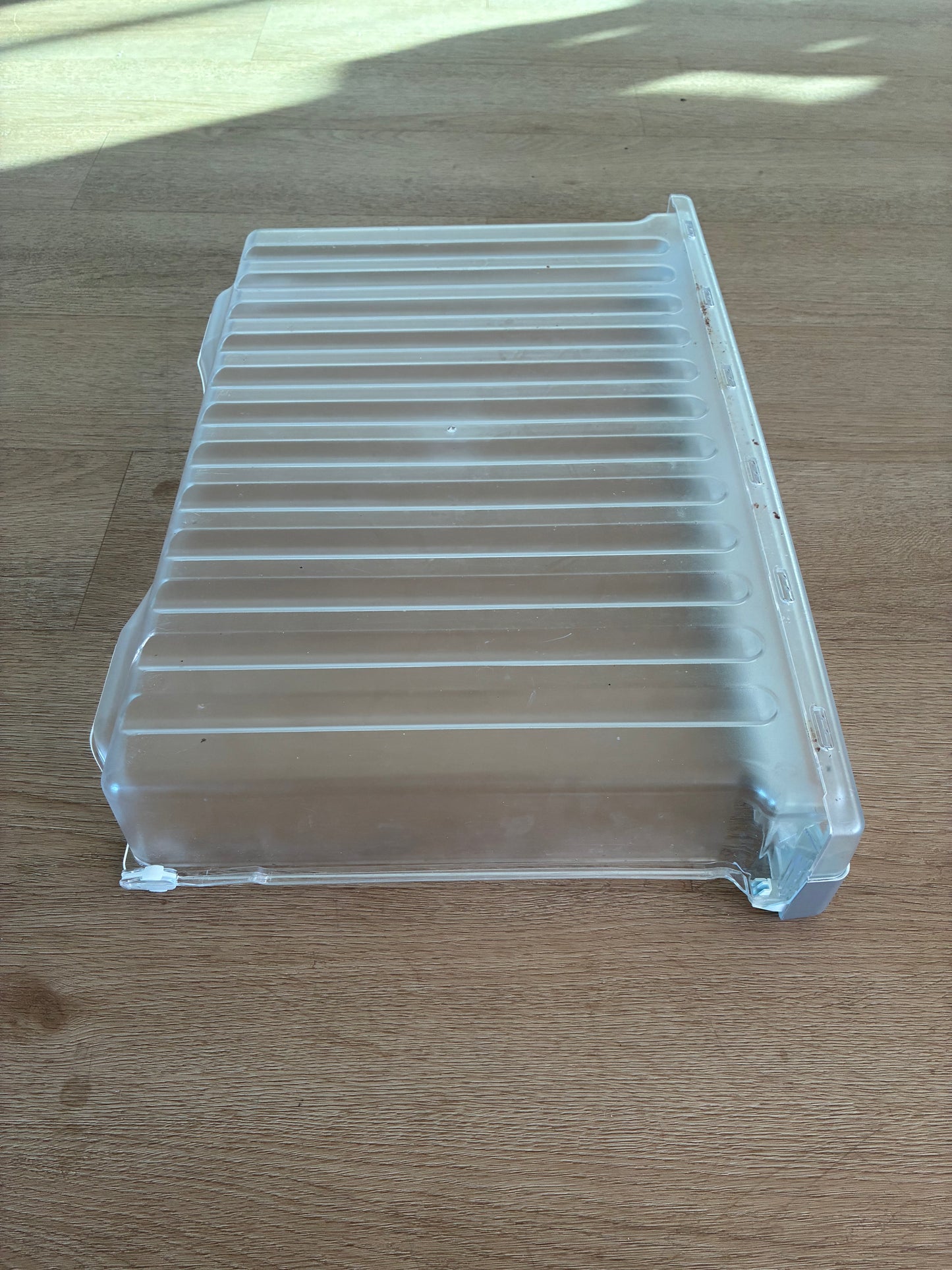 1452306 1452310 Electrolux fridge deli bin shallow crisper meat drawer rear + facia assy