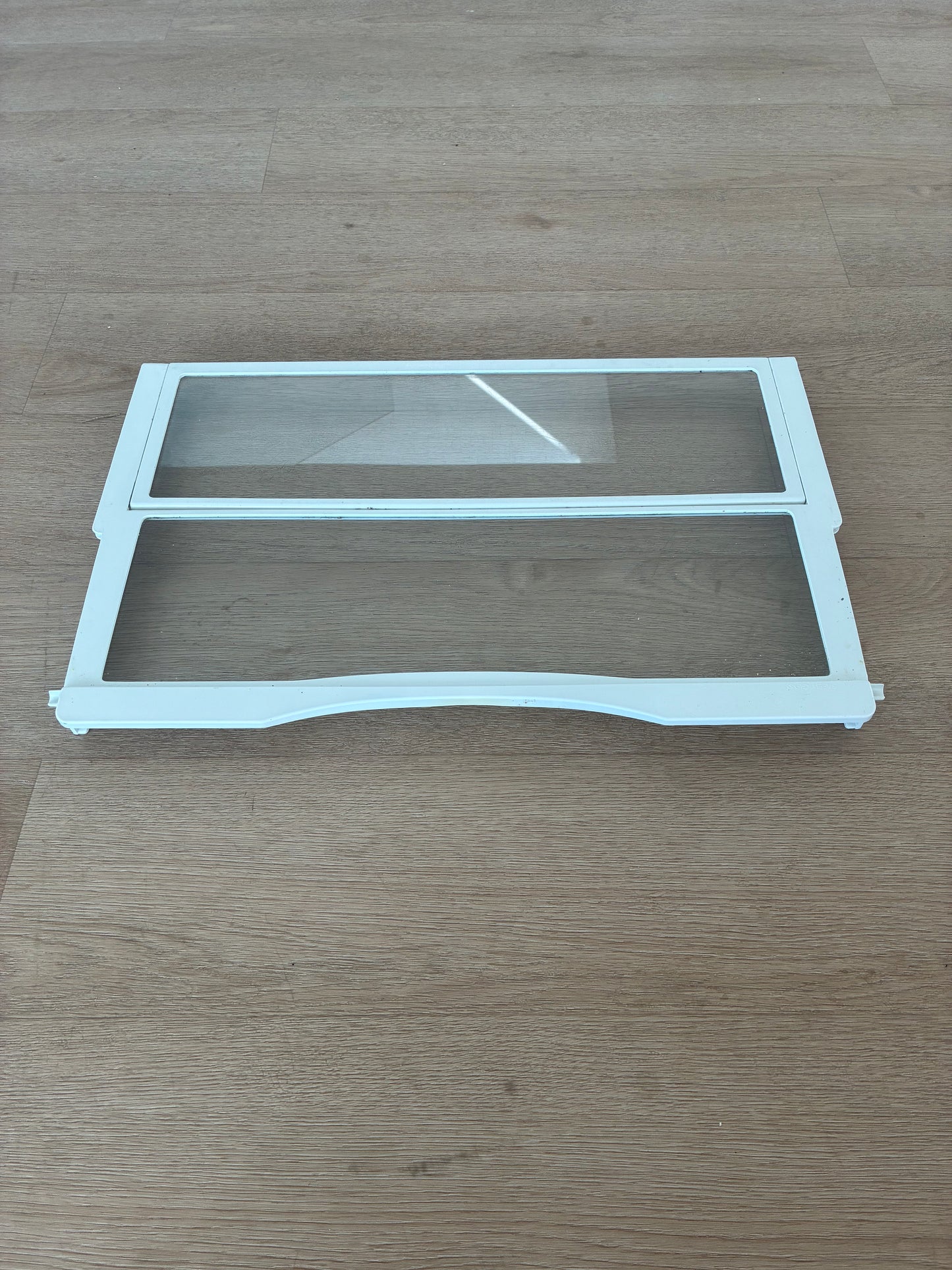 1445369 1460430 Electrolux fridge split glass shelf