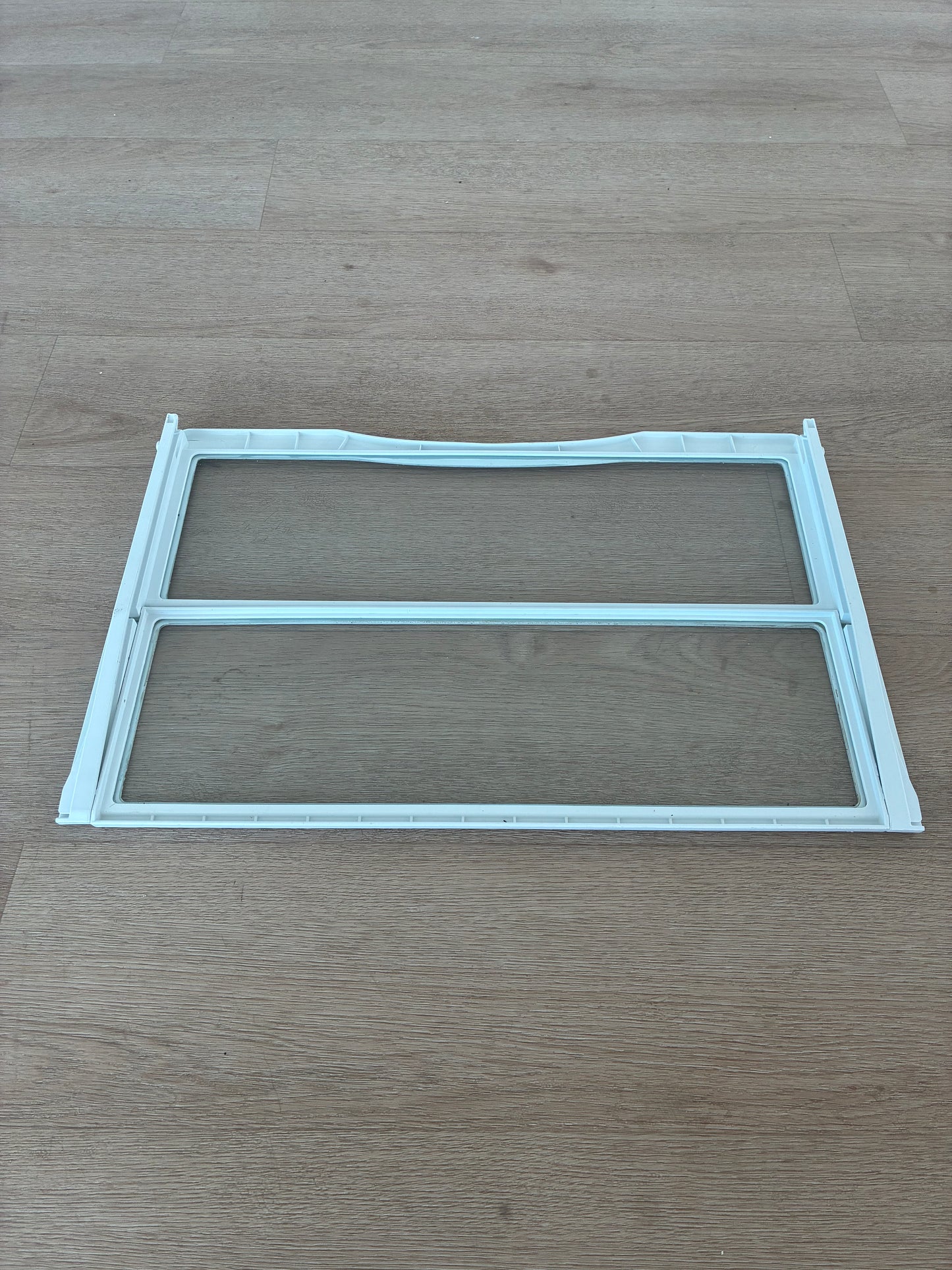 1445369 1460430 Electrolux fridge split glass shelf