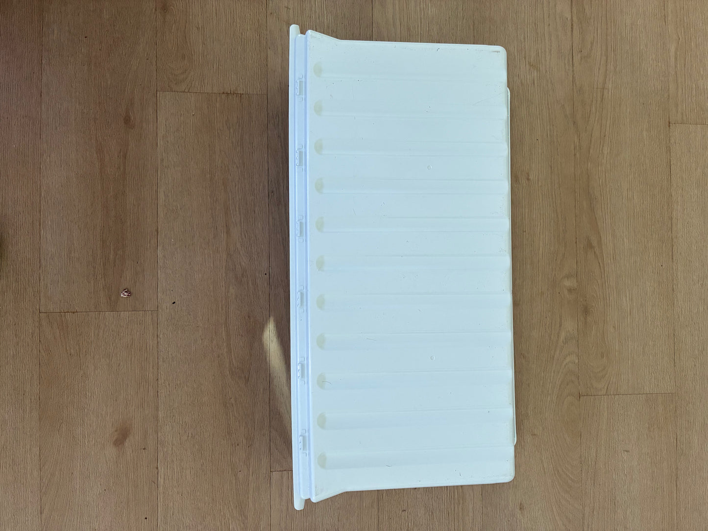 1451497 1460470 1456201 Westinghouse Electrolux bottom mount fridge LOWER BOTTOM REAR CASE freezer drawer bin