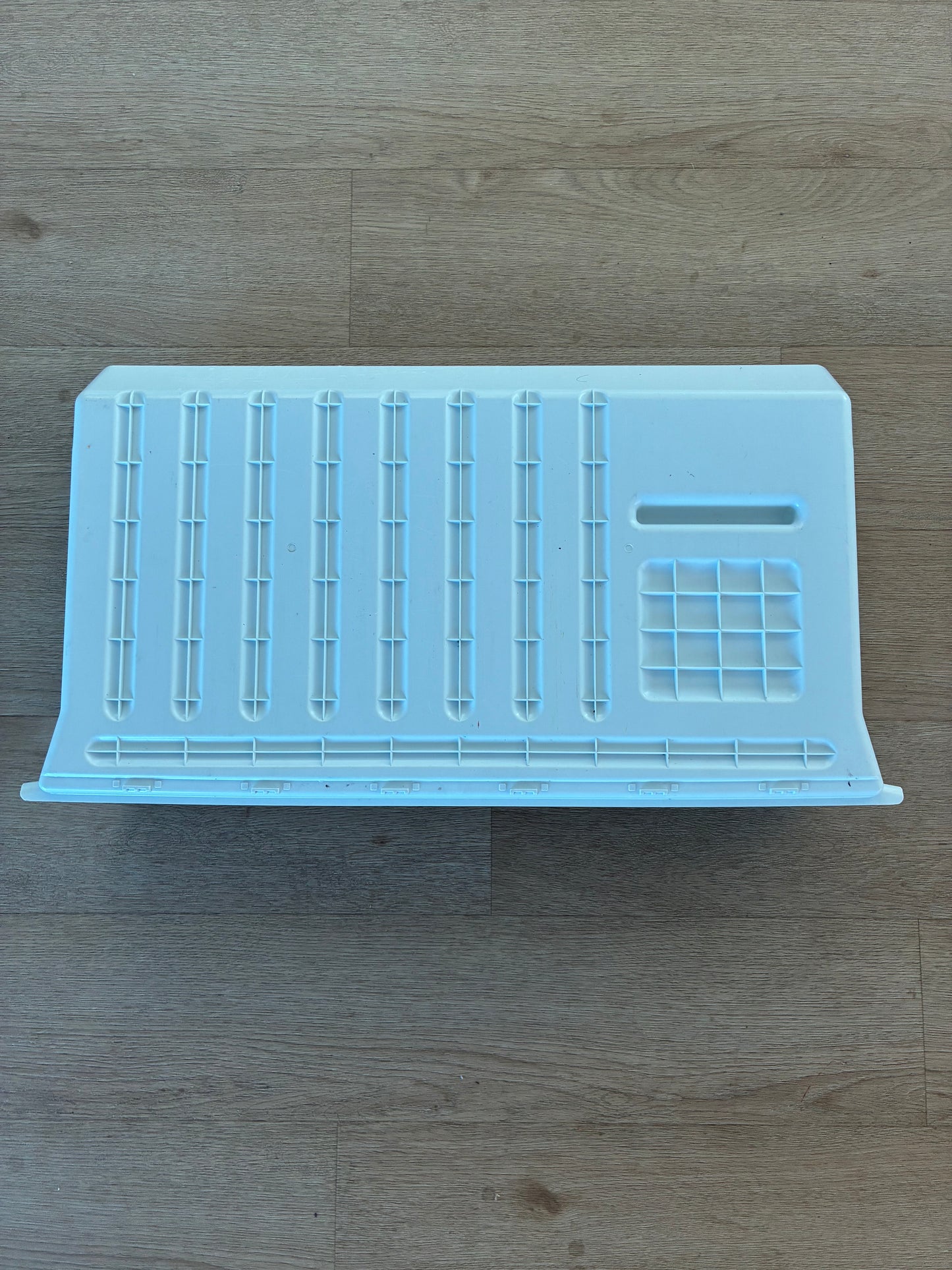 1456396 1460469 4055726238 4055081550 Westinghouse fridge UPPER FREEZER DRAWER top bin rear case