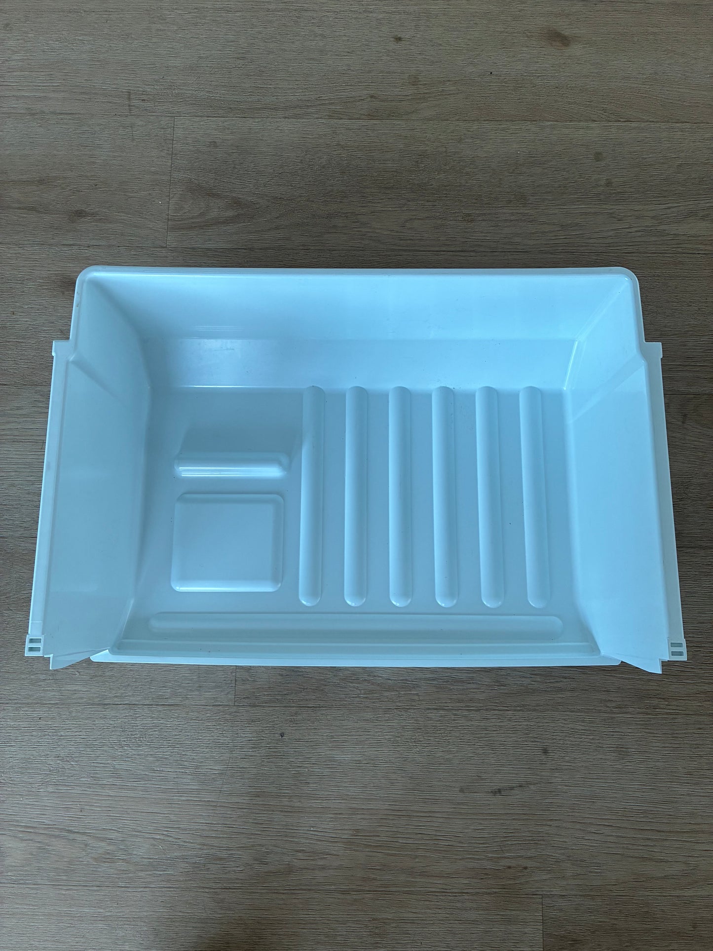 1451493 1460472 Electrolux fridge TOP FREEZER BIN upper drawer rear case