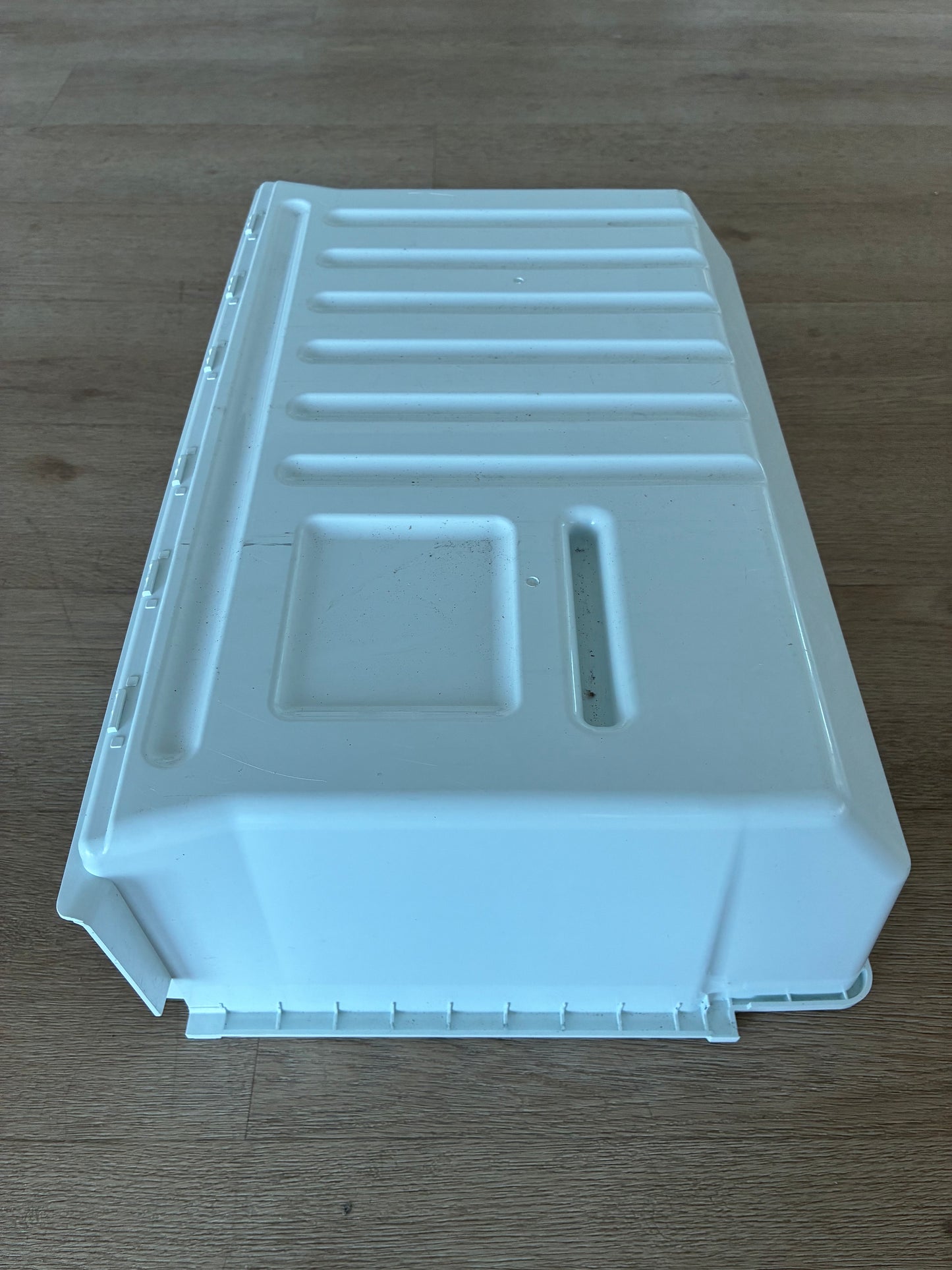 1451493 1460472 Electrolux fridge TOP FREEZER BIN upper drawer rear case