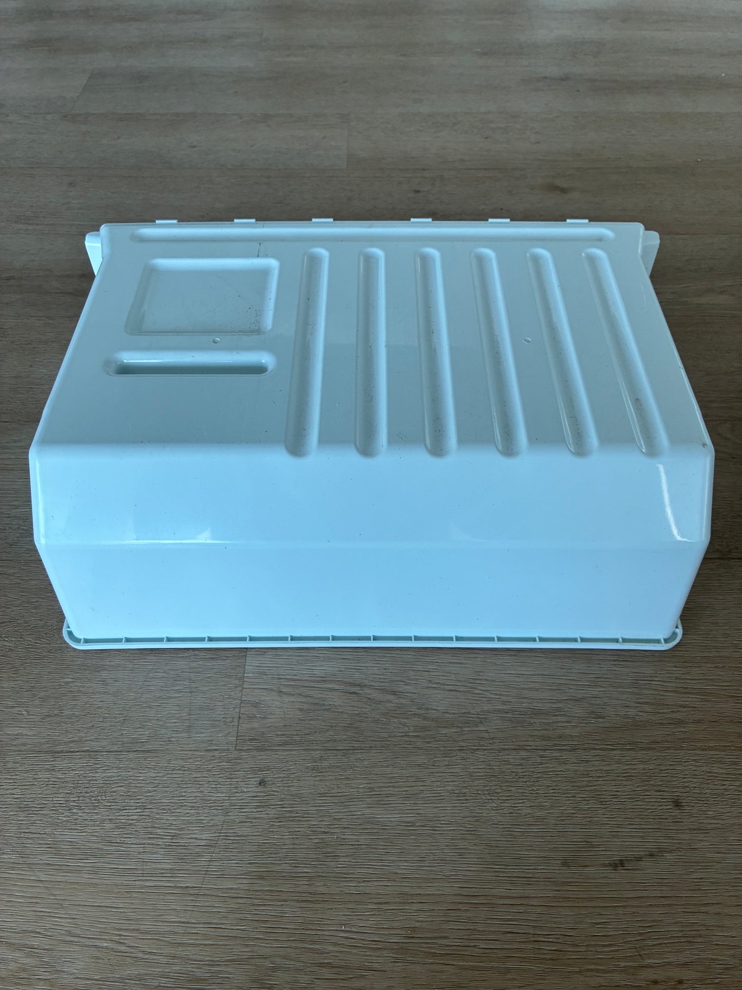 1451493 1460472 Electrolux fridge TOP FREEZER BIN upper drawer rear case