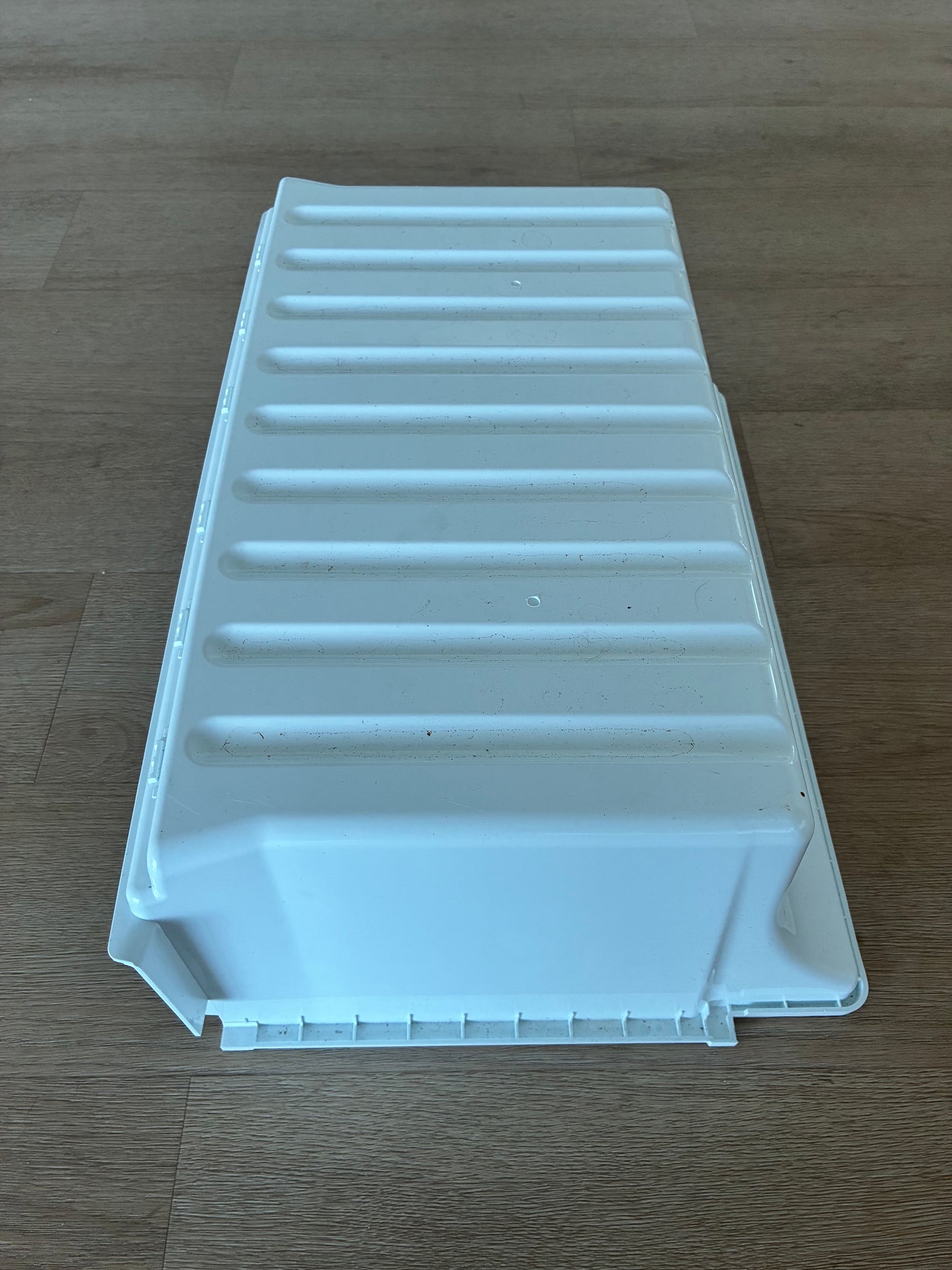 1451496 1456579 1460473 1760008798 Westinghouse fridge FREEZER LOWER REAR CASE bottom drawer bin