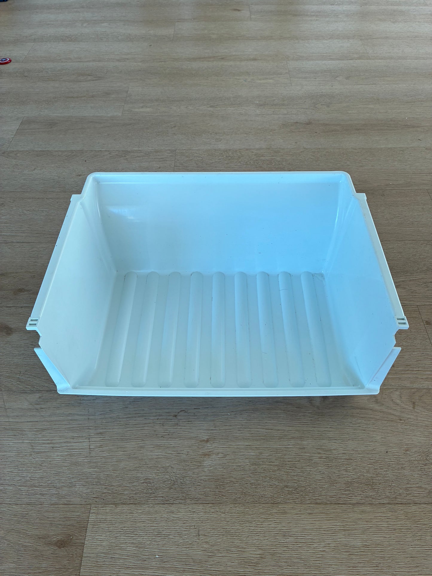 1451495 1456583 Westinghouse fridge BOTTOM FREEZER BIN lower drawer - REAR CASE ONLY