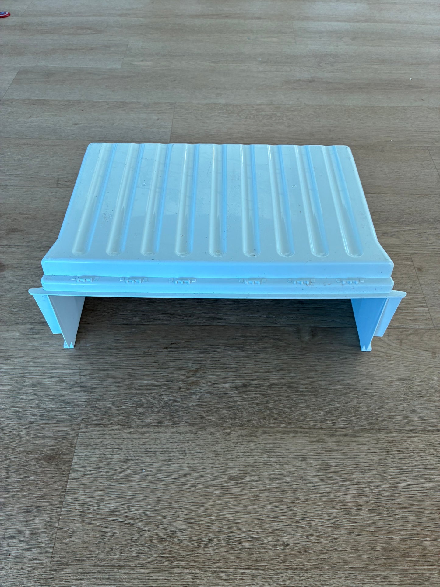 1451495 1456583 Westinghouse fridge BOTTOM FREEZER BIN lower drawer - REAR CASE ONLY