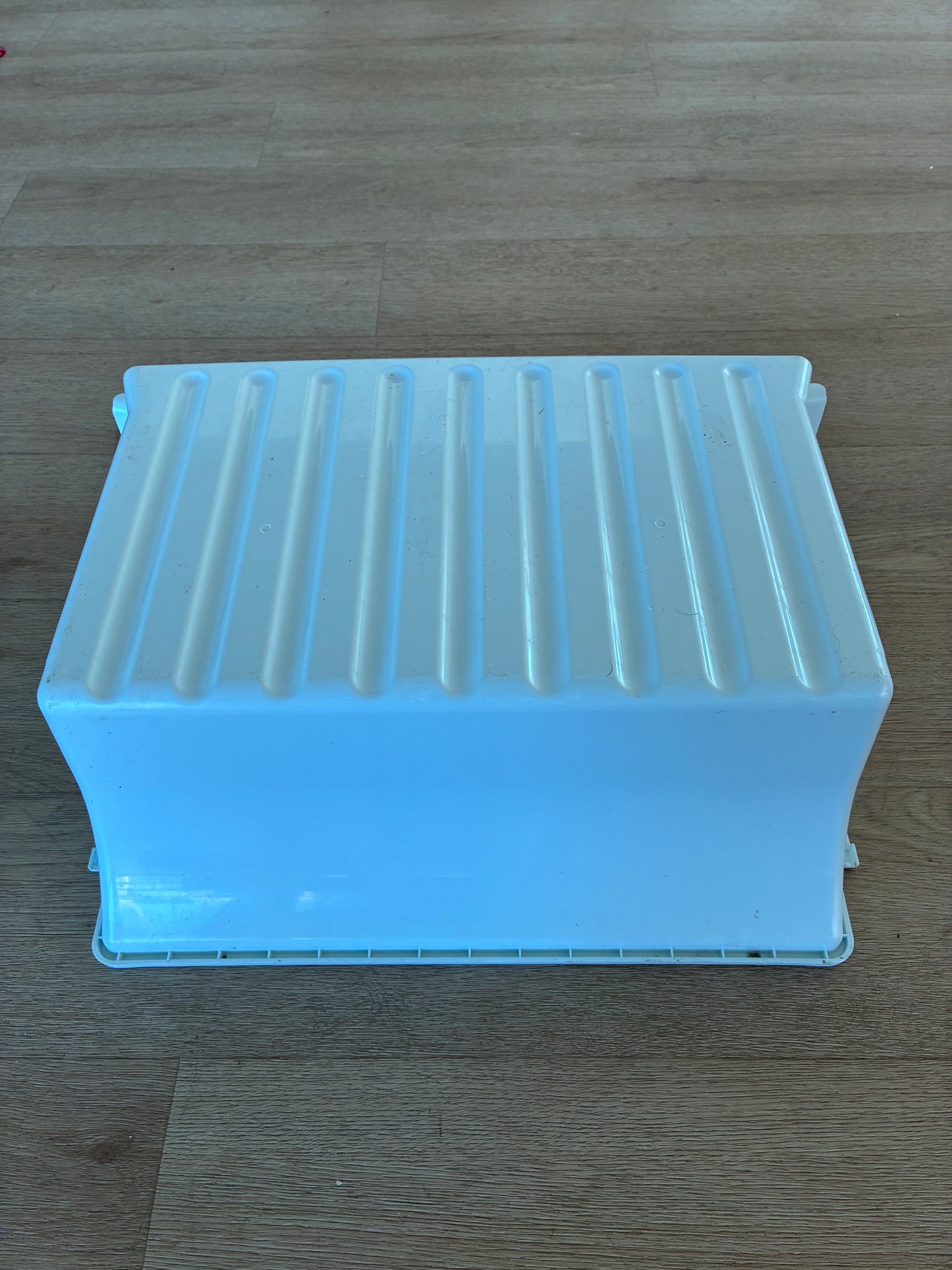 1451495 1456583 Westinghouse fridge BOTTOM FREEZER BIN lower drawer - REAR CASE ONLY