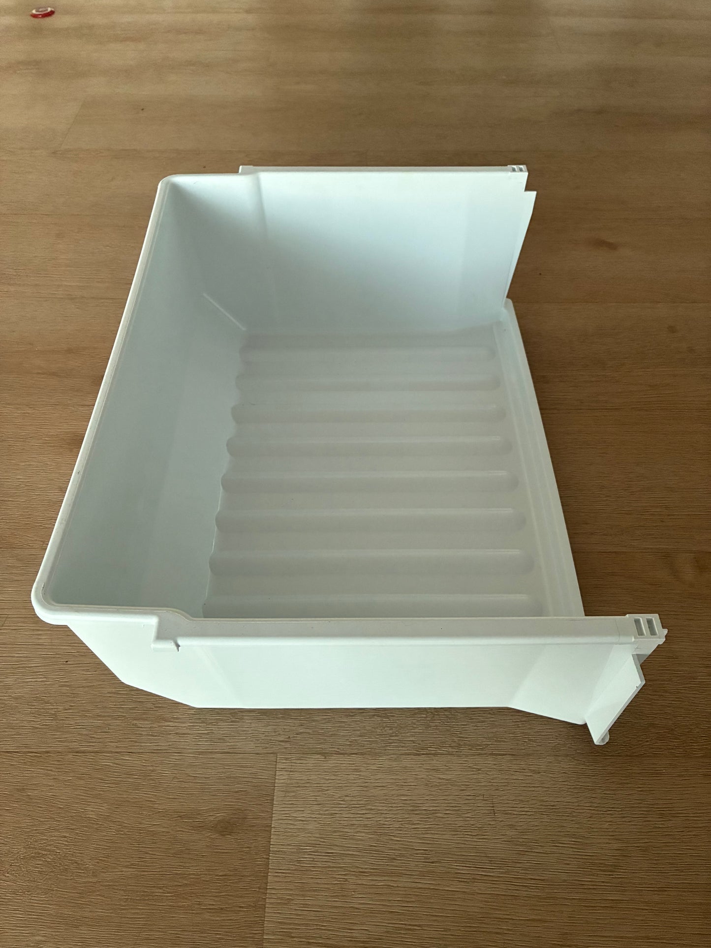 1451492 4055922241 Westinghouse fridge TOP FREEZER BIN upper drawer - REAR BASE CASE