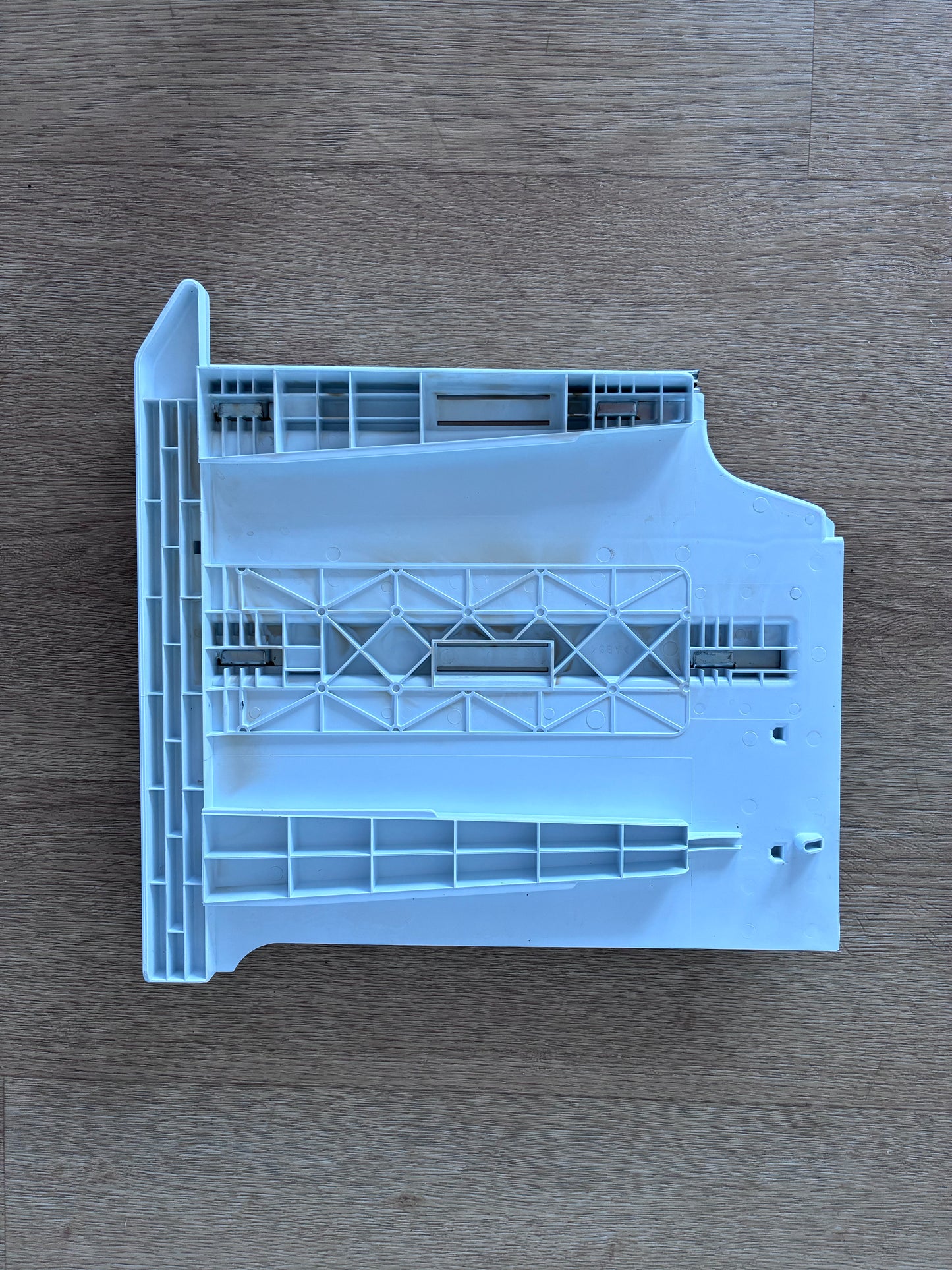 836546 836701 836703 814916 Fisher & Paykel fridge freezer slide rail retainer wall panel LHS left hand side