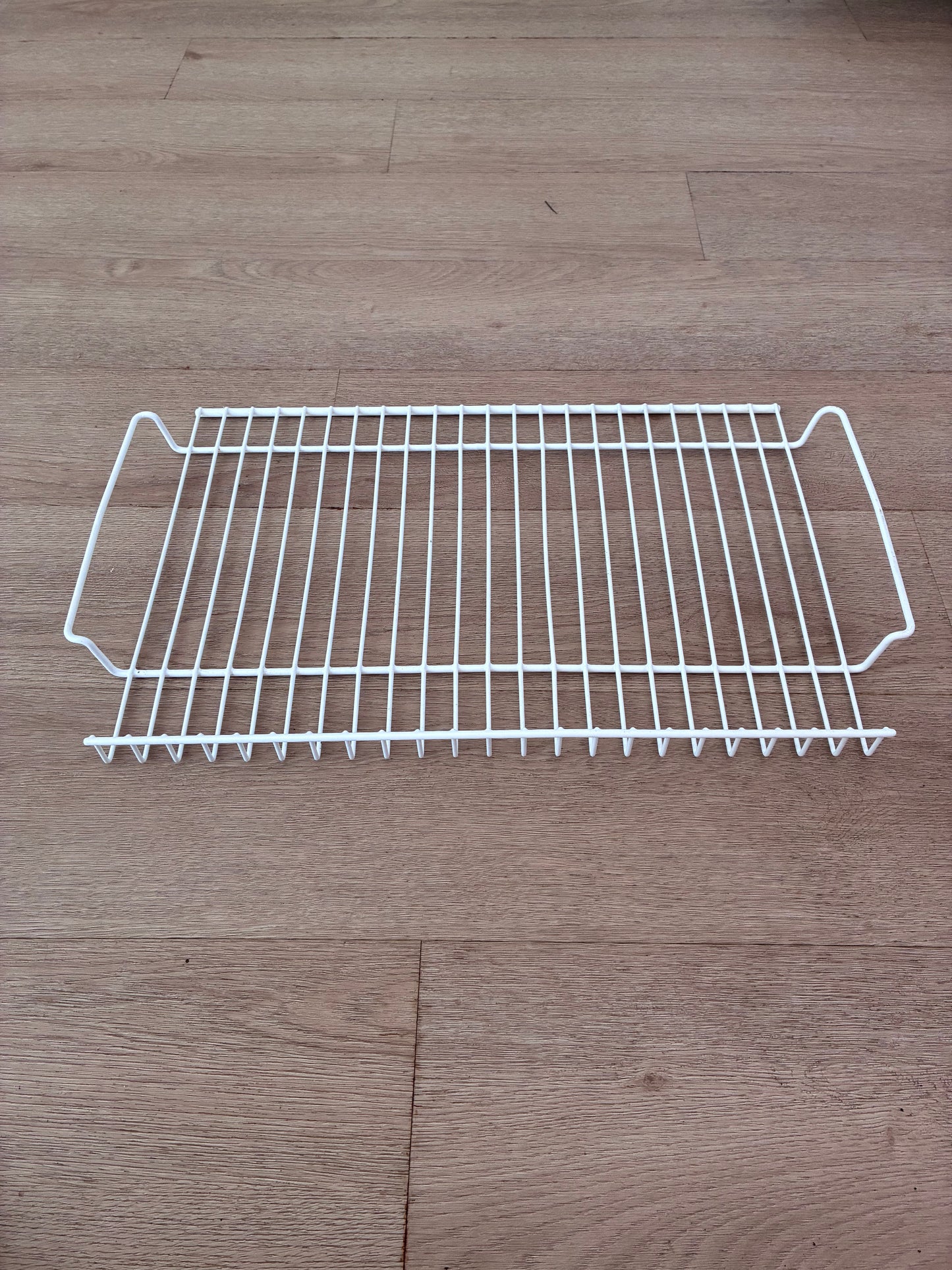 877929 Fisher & Paykel fridge freezer top wire shelf rack FITS E44B 680mm CABINETS 579 x 361