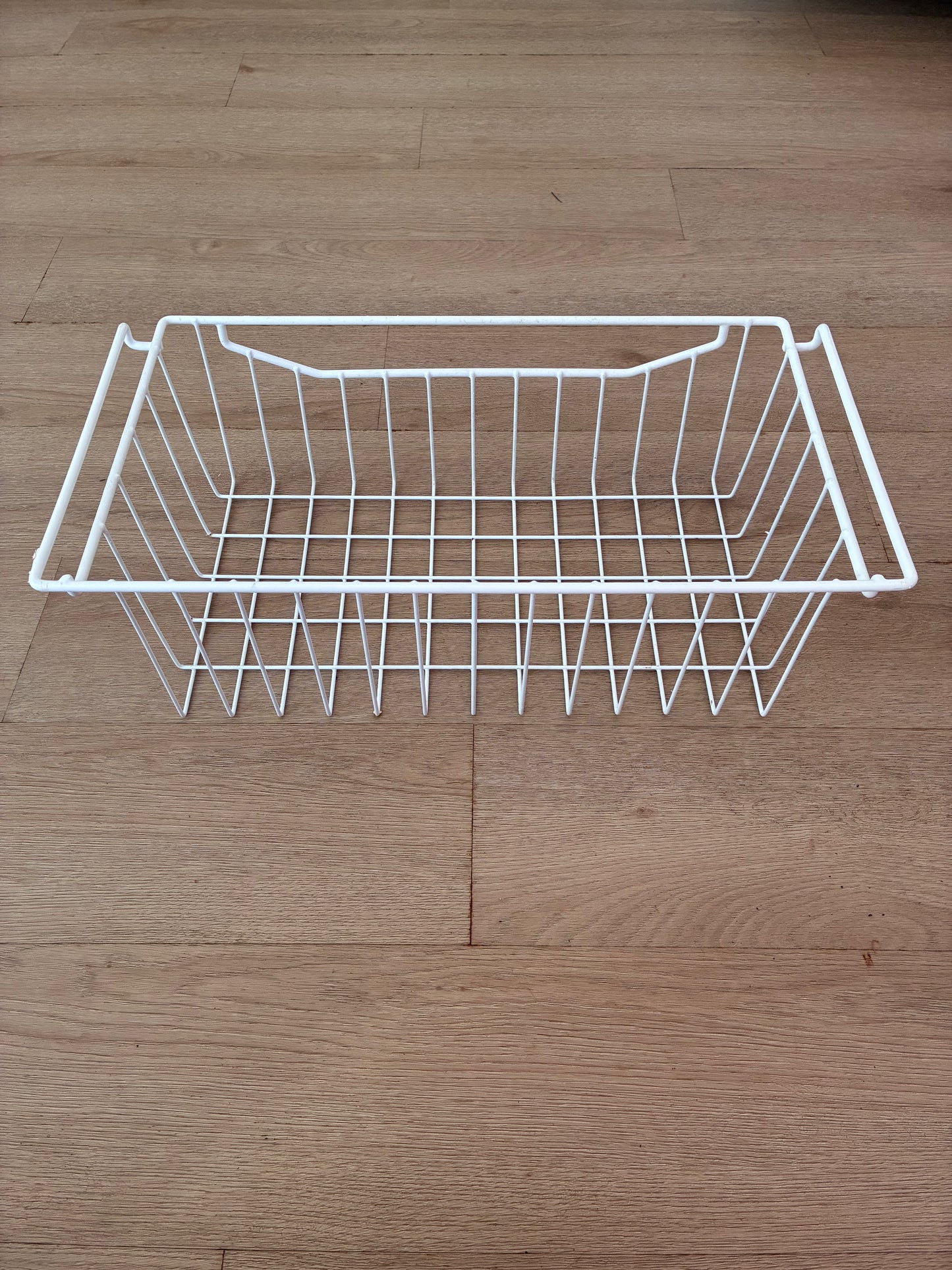 877932 Fisher & Paykel fridge freezer wire lower basket bottom drawer FITS E442B 680mm CABINETS