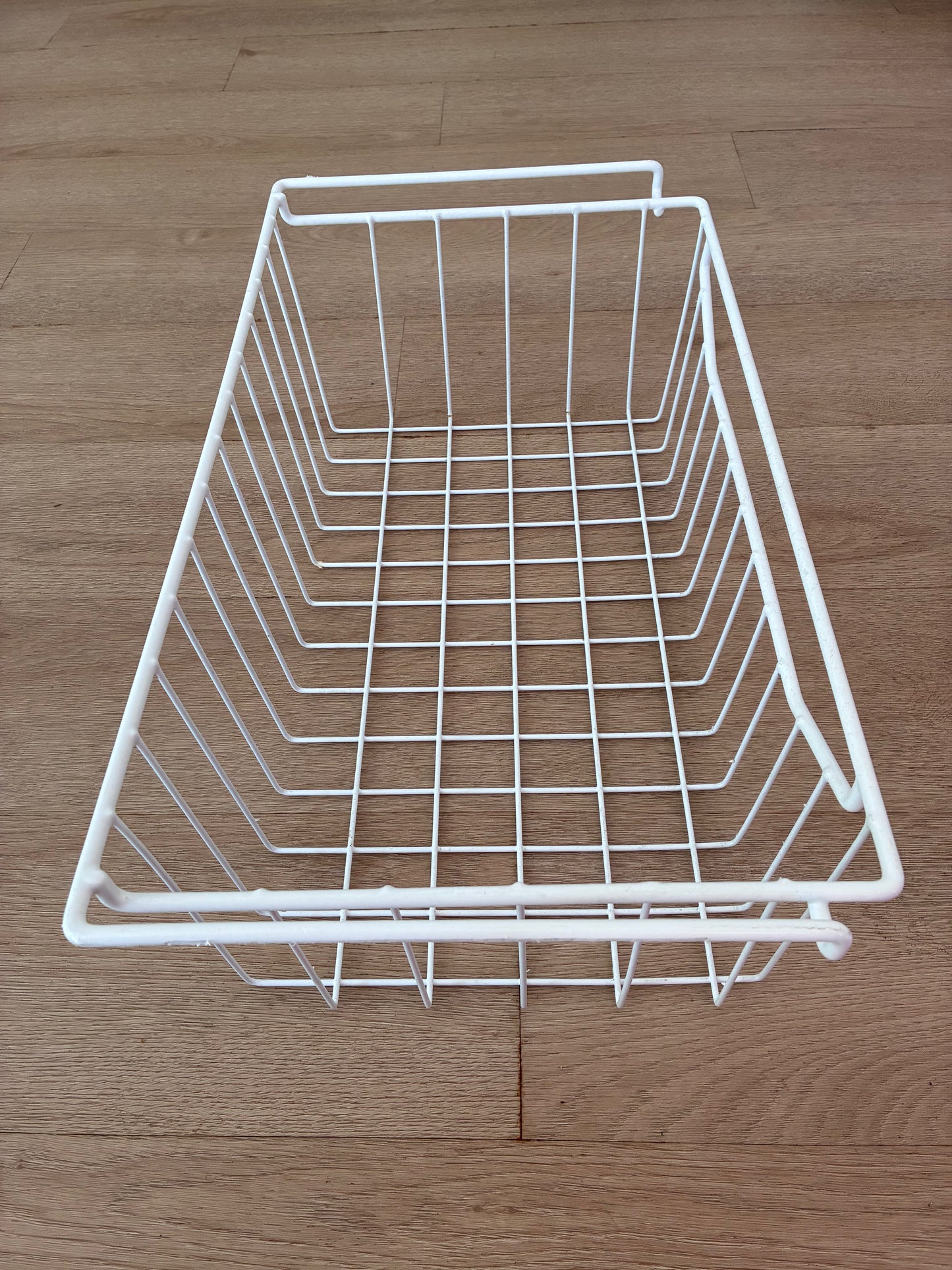 877932 Fisher & Paykel fridge freezer wire lower basket bottom drawer FITS E442B 680mm CABINETS