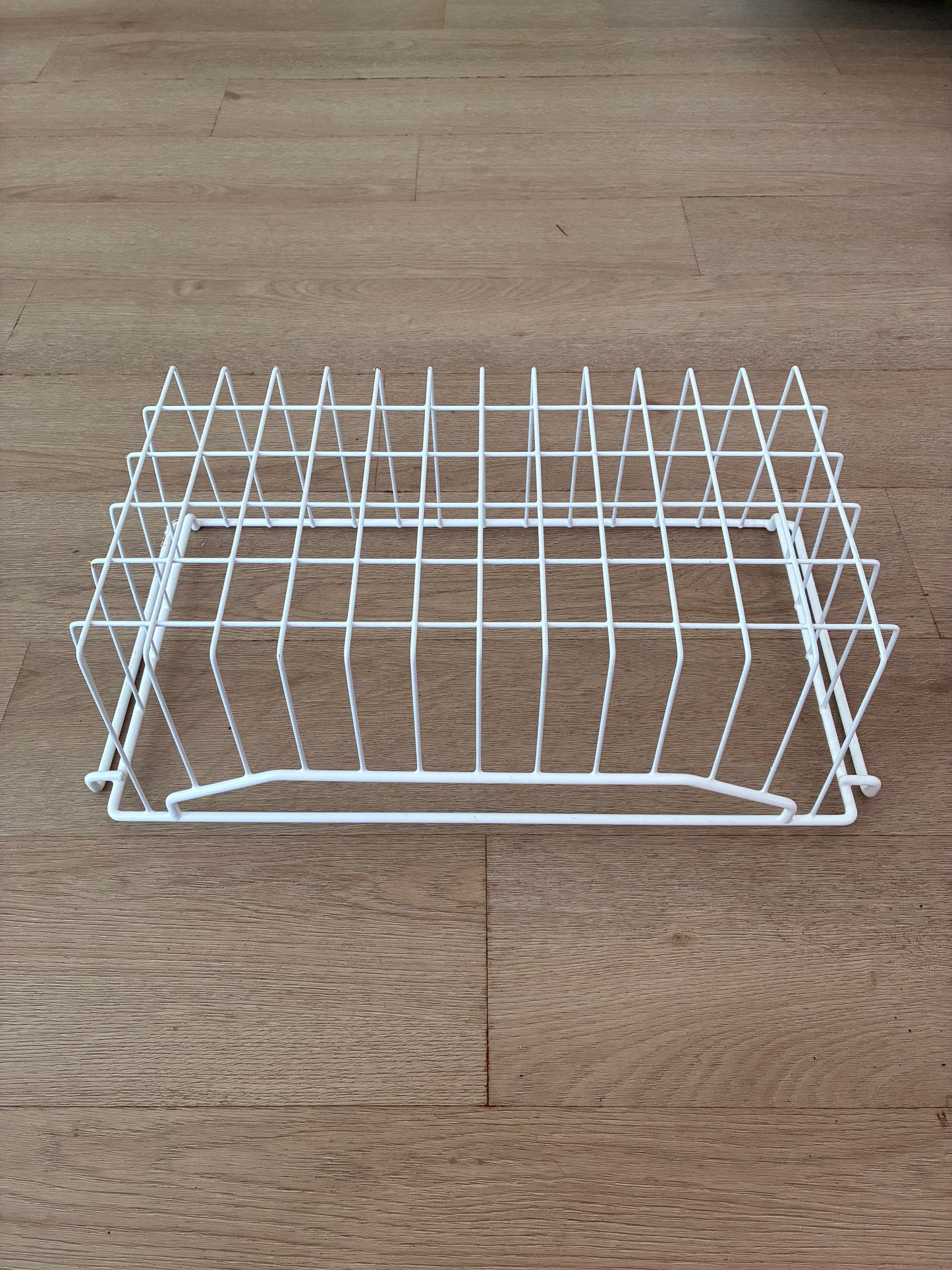877932 Fisher & Paykel fridge freezer wire lower basket bottom drawer FITS E442B 680mm CABINETS