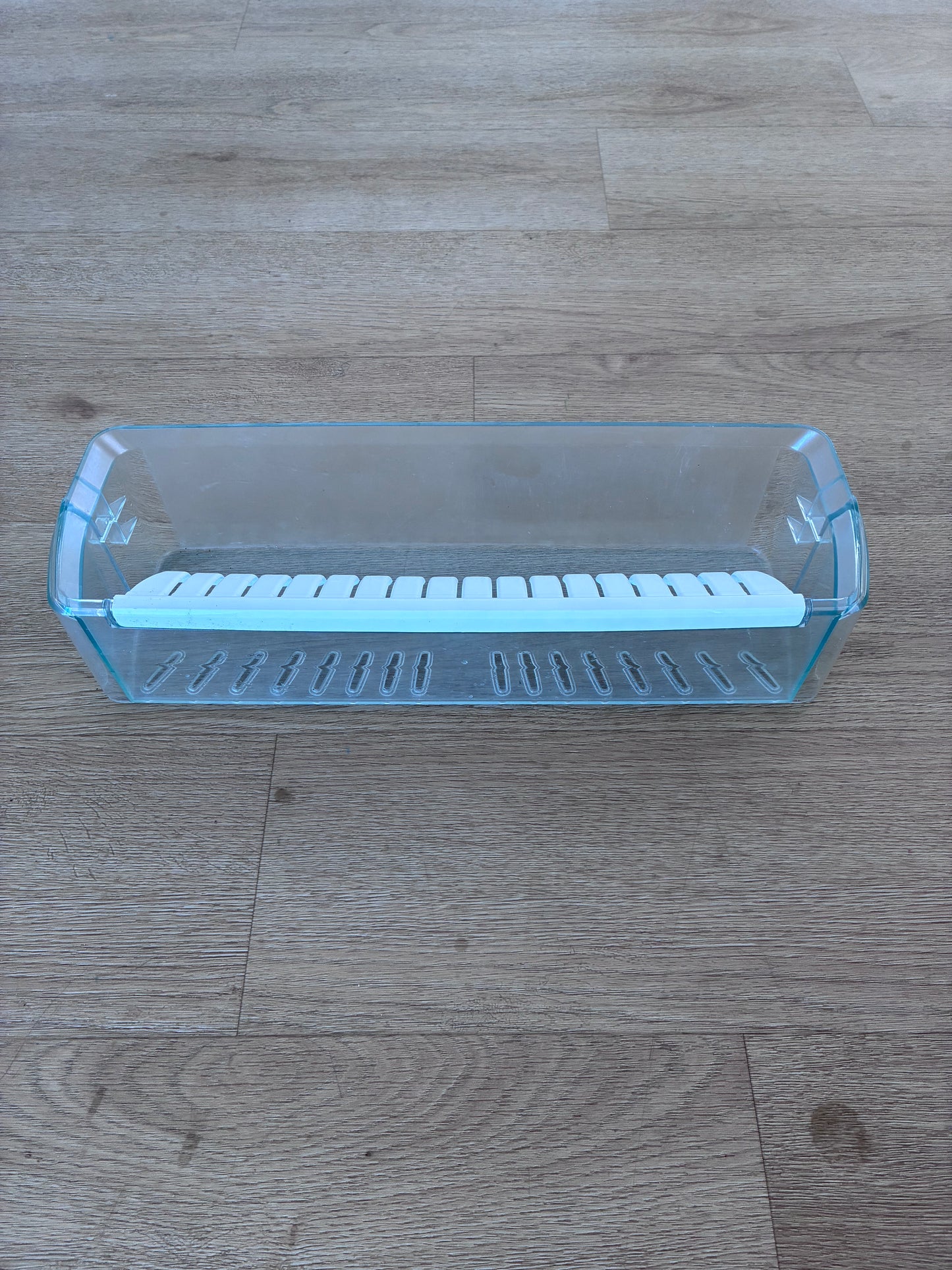 1443406 1443409 Westinghouse fridge door bottle bin shelf insert guard tray