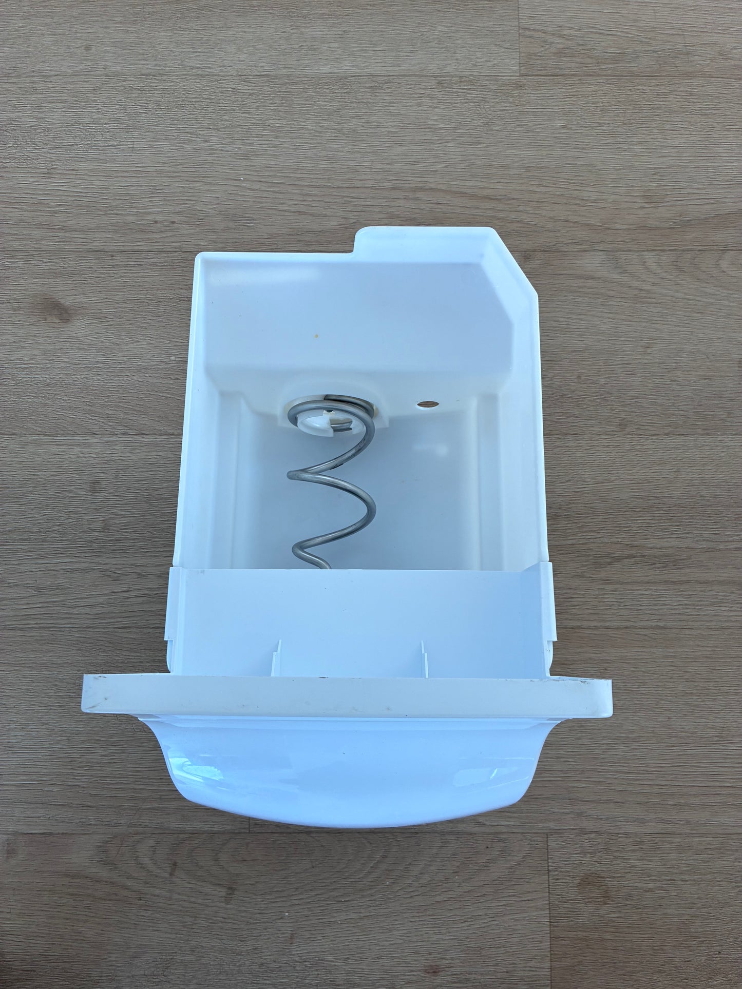 1443903 Westinghouse side by side fridge freezer ice bucket bin mixer assembly assy