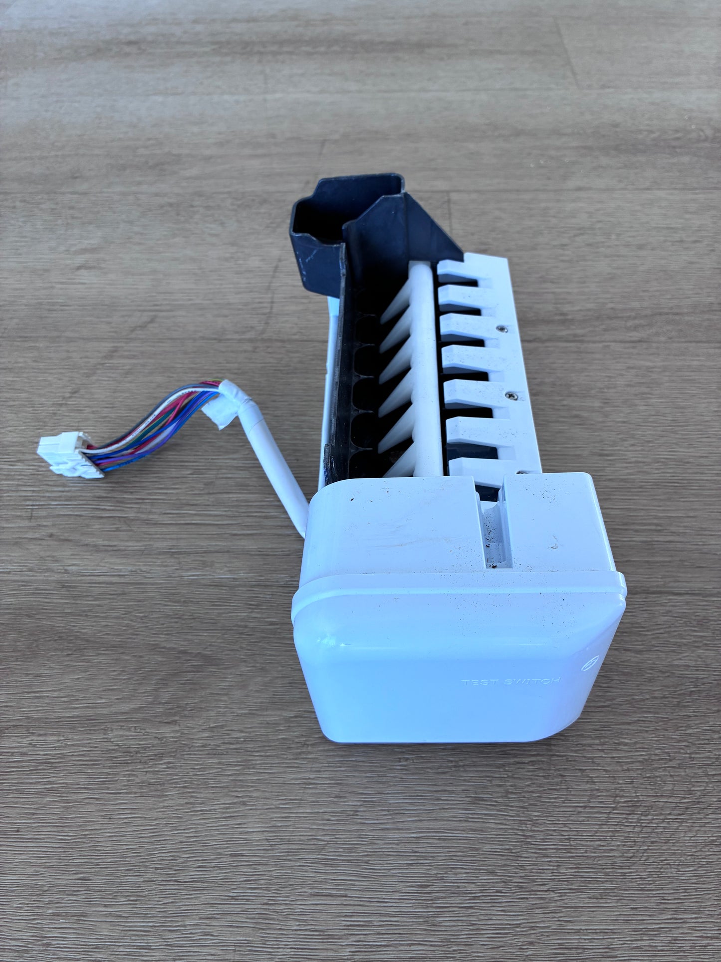 DA97-07549A Samsung fridge freezer ice maker