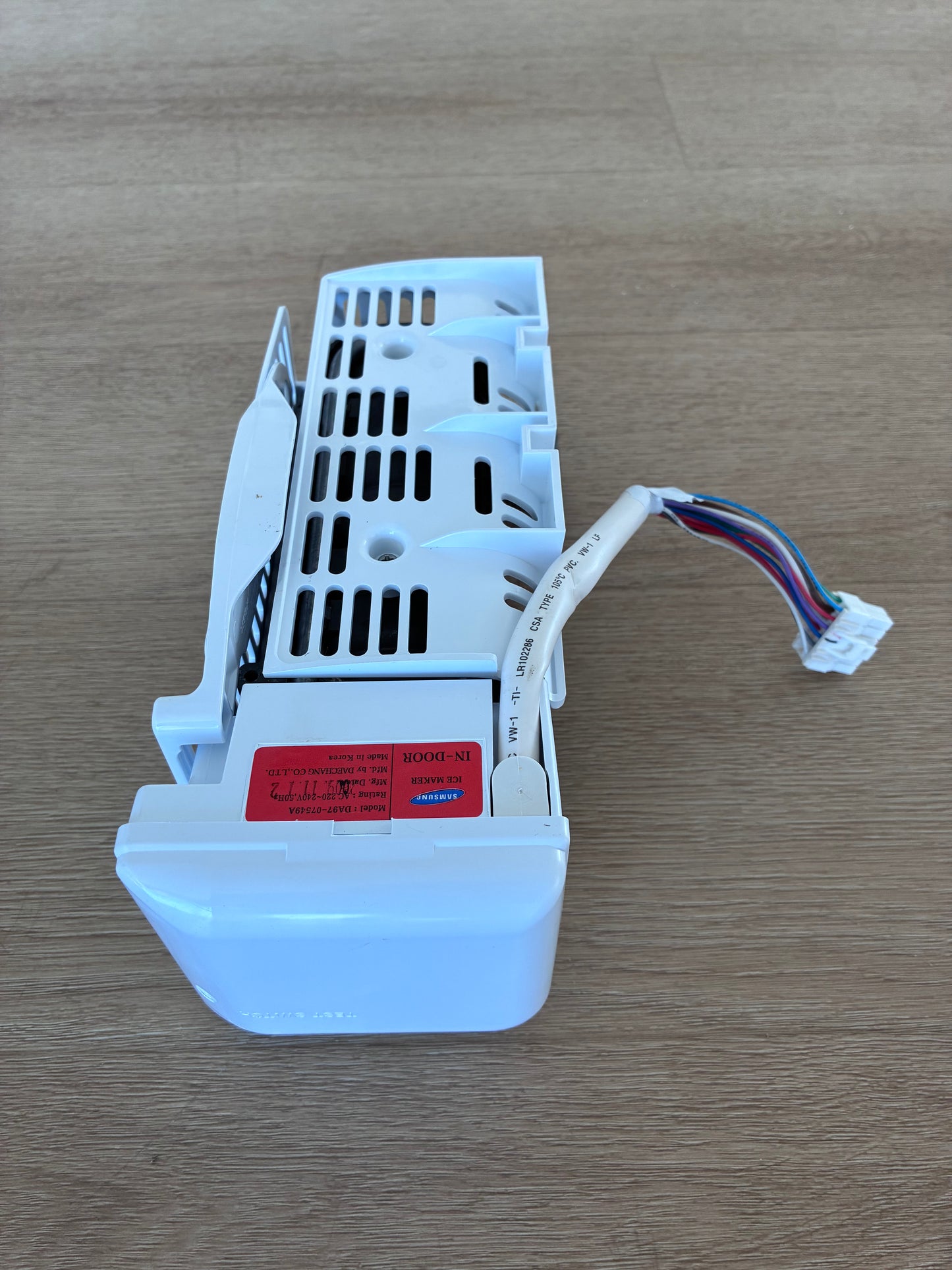 DA97-07549A Samsung fridge freezer ice maker