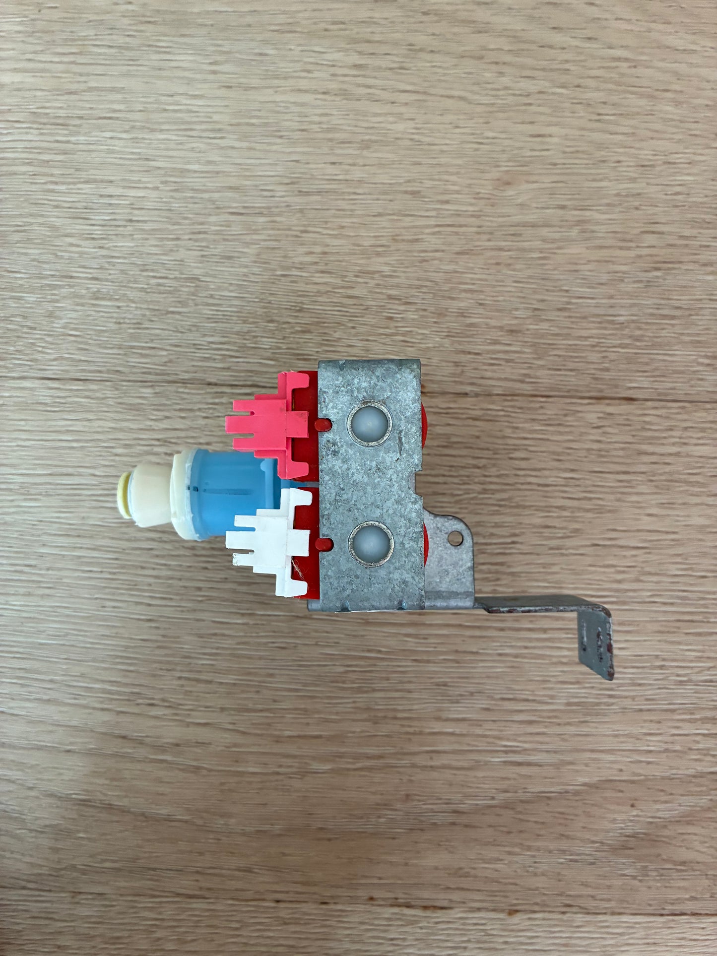 820718 Fisher & Paykel fridge freezer I&W ice water solenoid dual valve