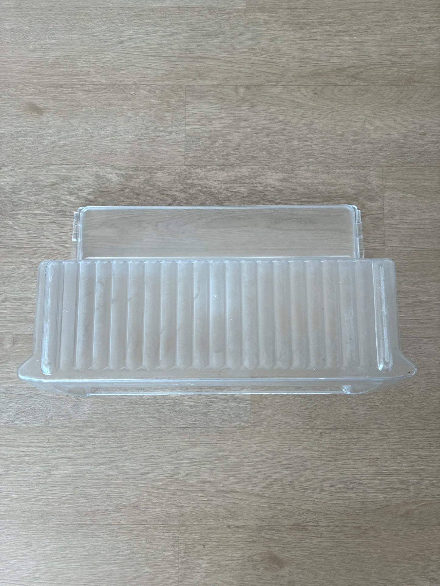 1446082 1448012 4055922209 Kelvinator Simpson fridge moulded crisper bin vegetable drawer storage container